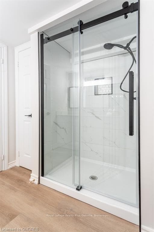 2045 APPLEBY Line Unit 212 photo 14