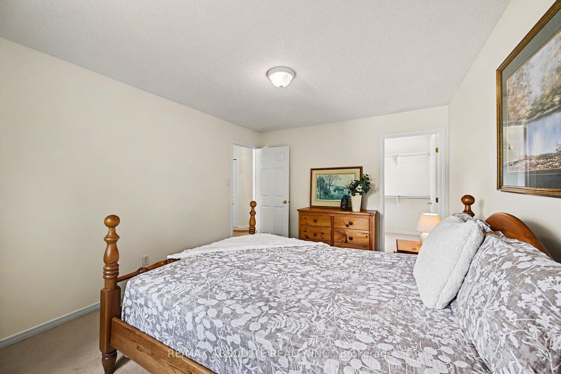 1 River Ridge Crescent photo 31