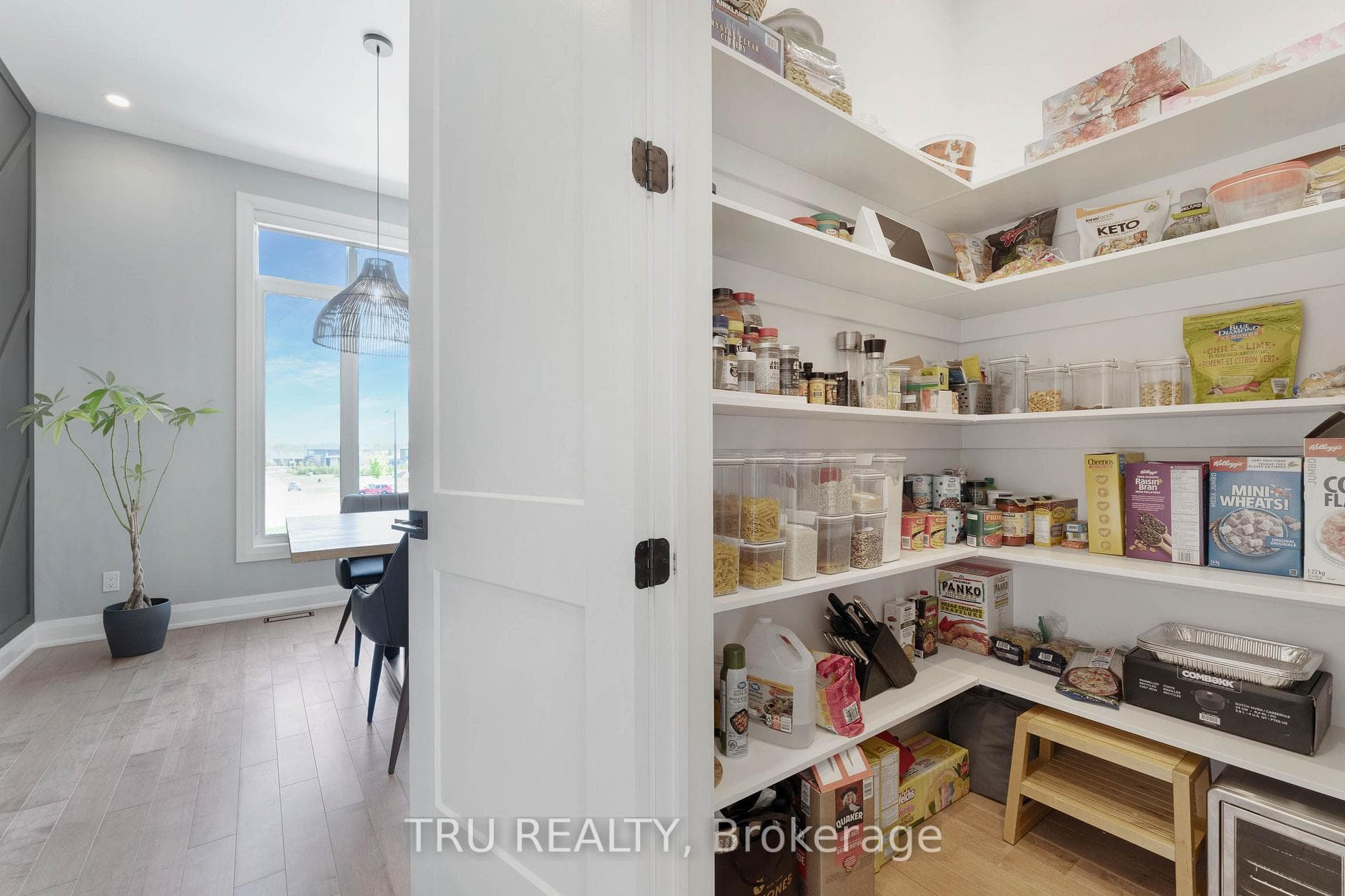 536 LEIMERK Court photo 14