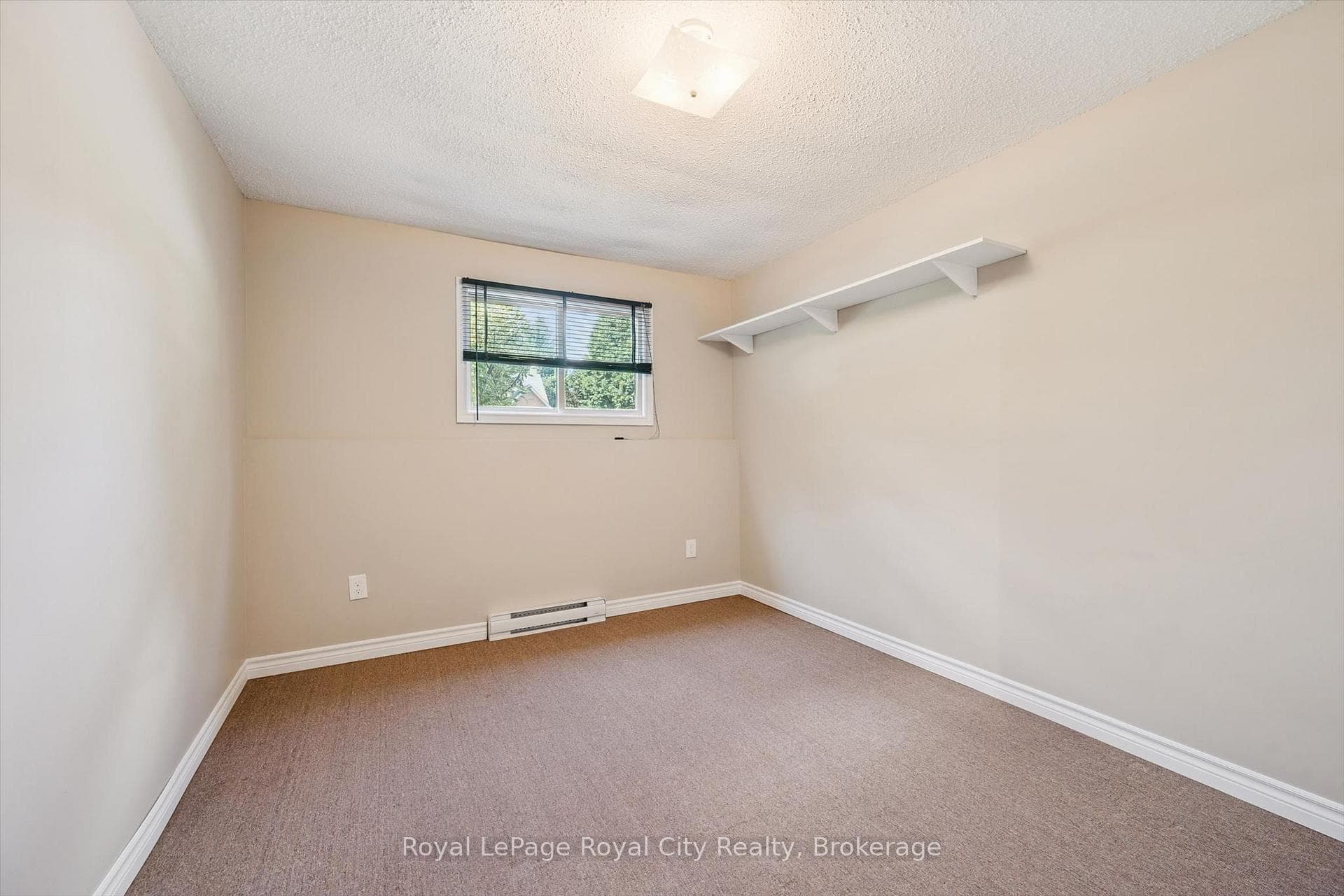 181 Harvard Road photo 28