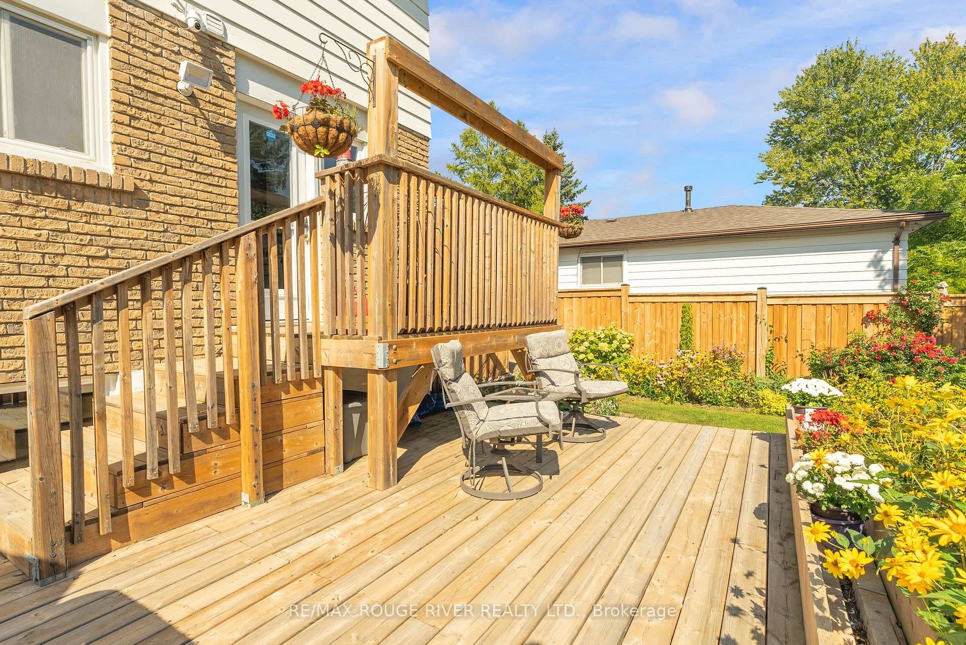 19 Vanstone Court photo 30