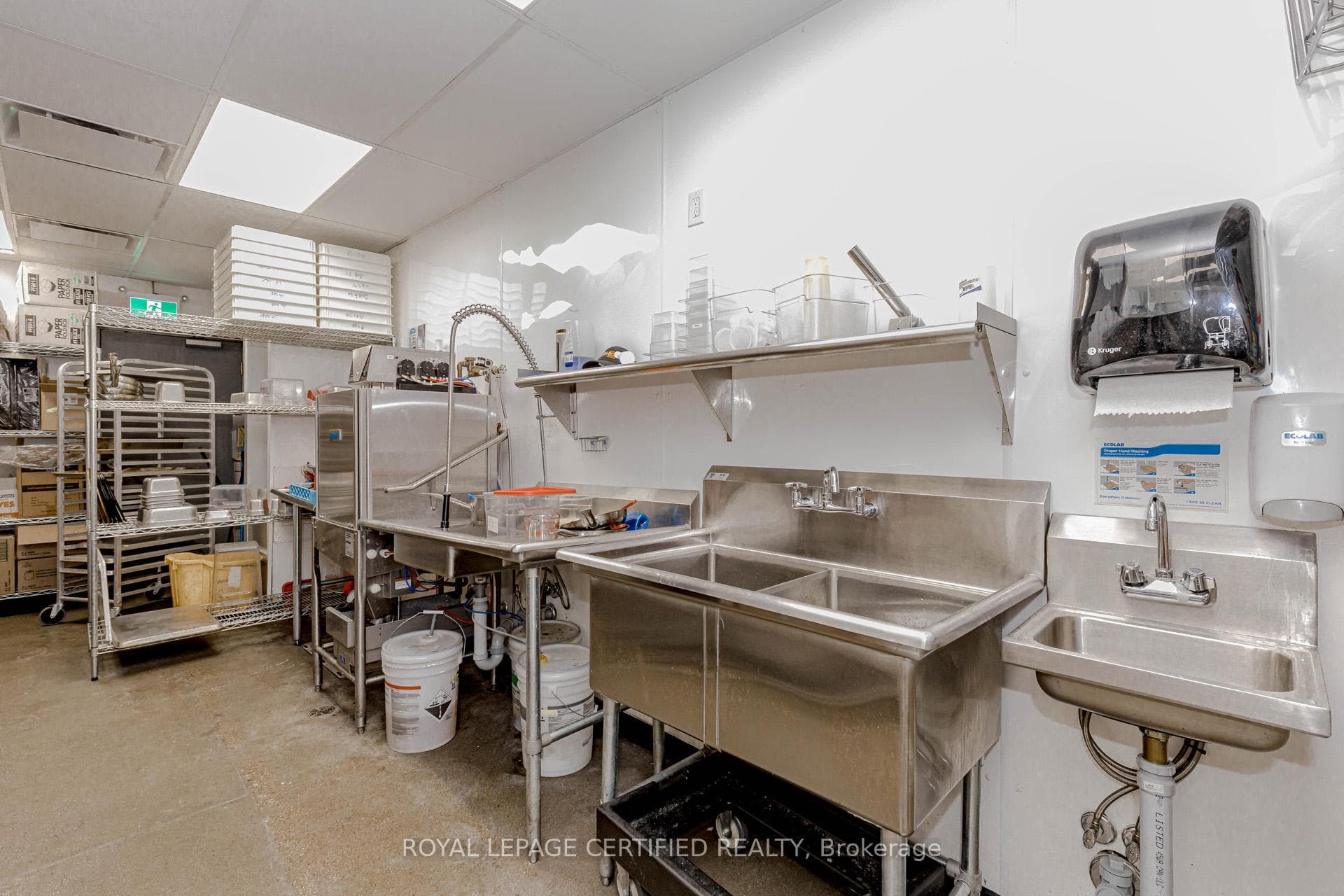 8470 Highway 27 N/A Unit 101 photo 31