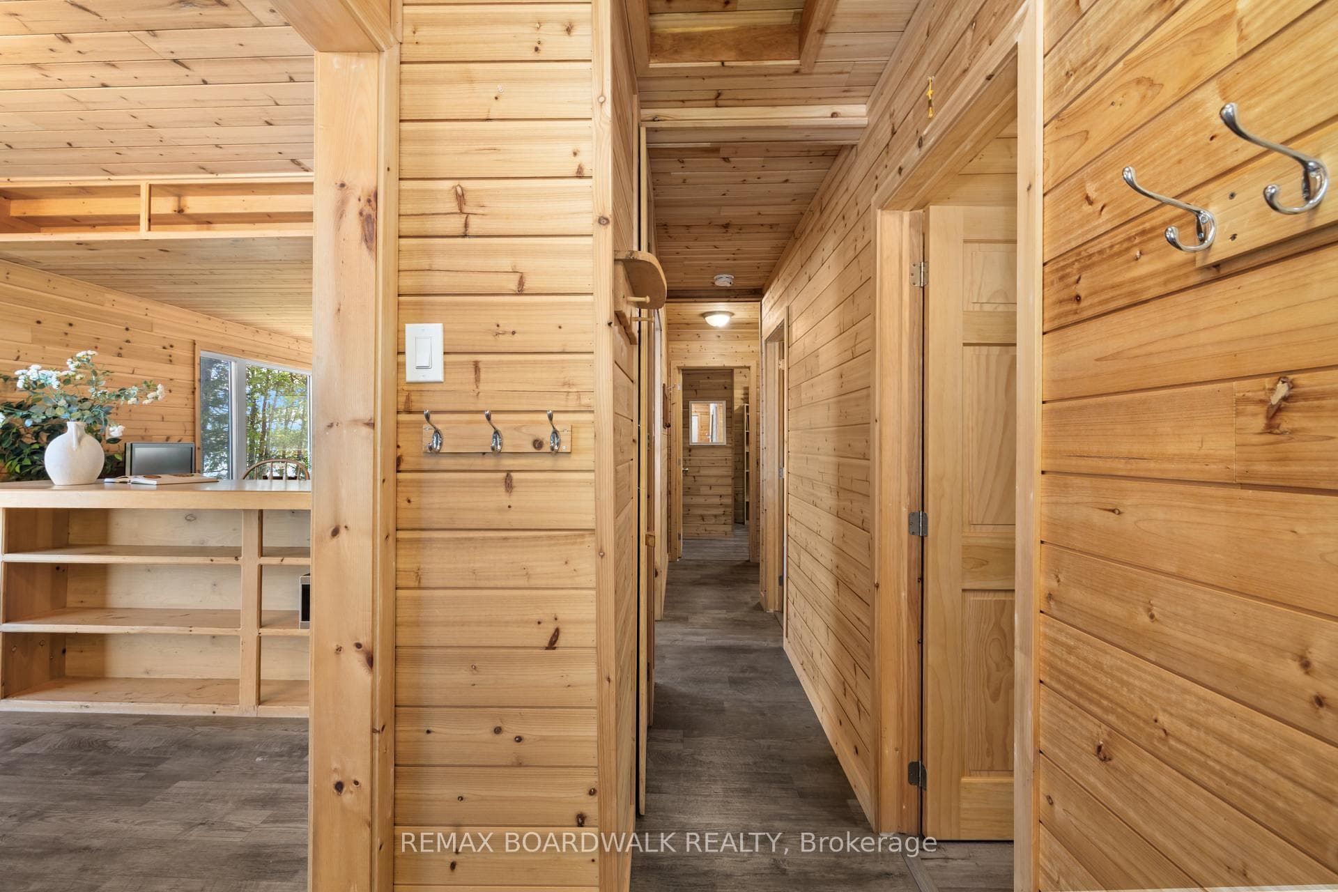 339 Leavoy Lane photo 6