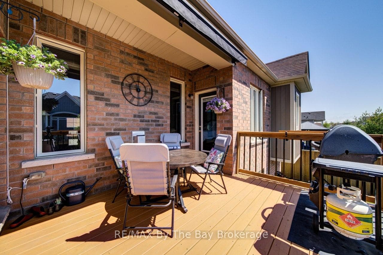 100 ALLEGRA Drive photo 43