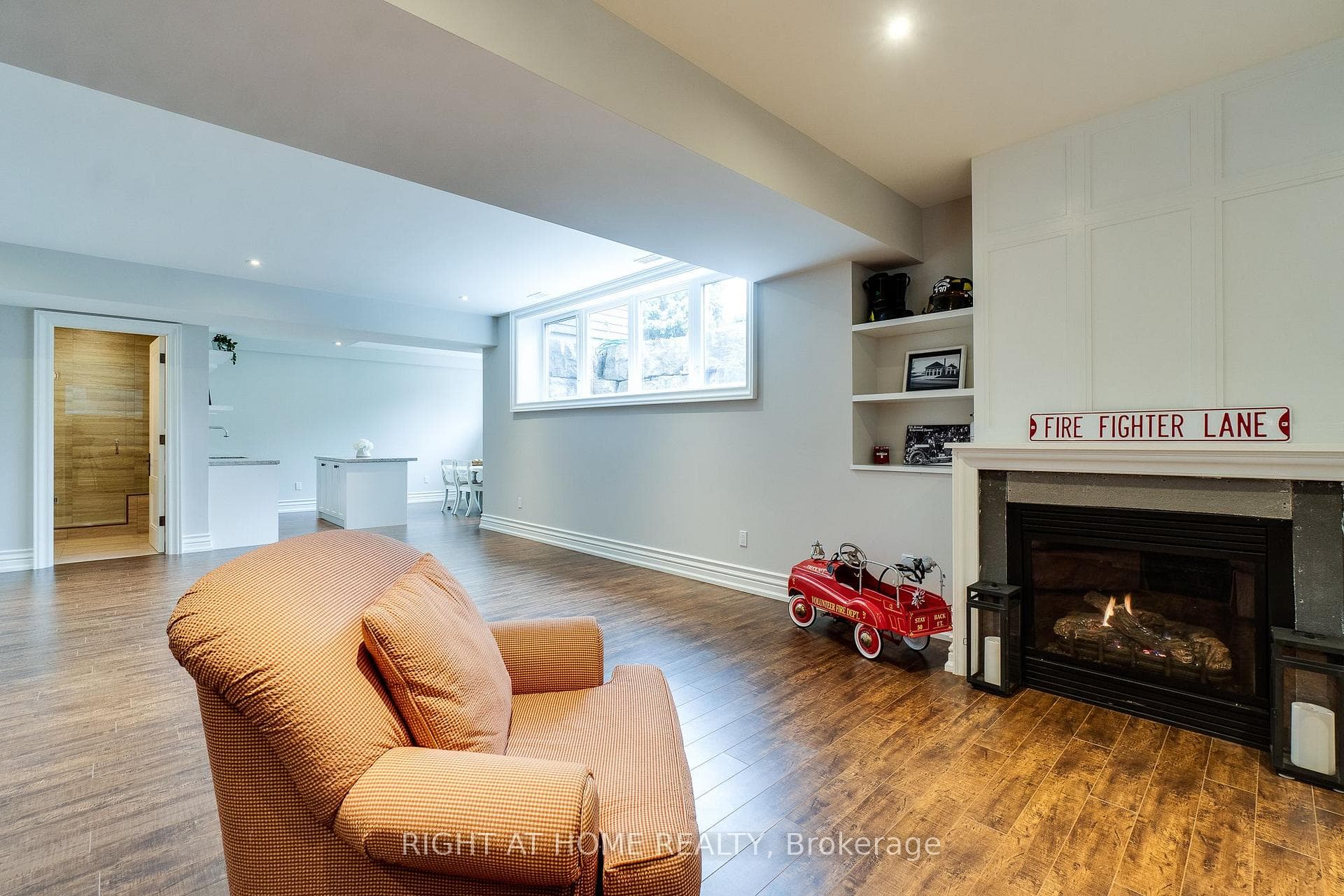 298 Felan Avenue photo 34