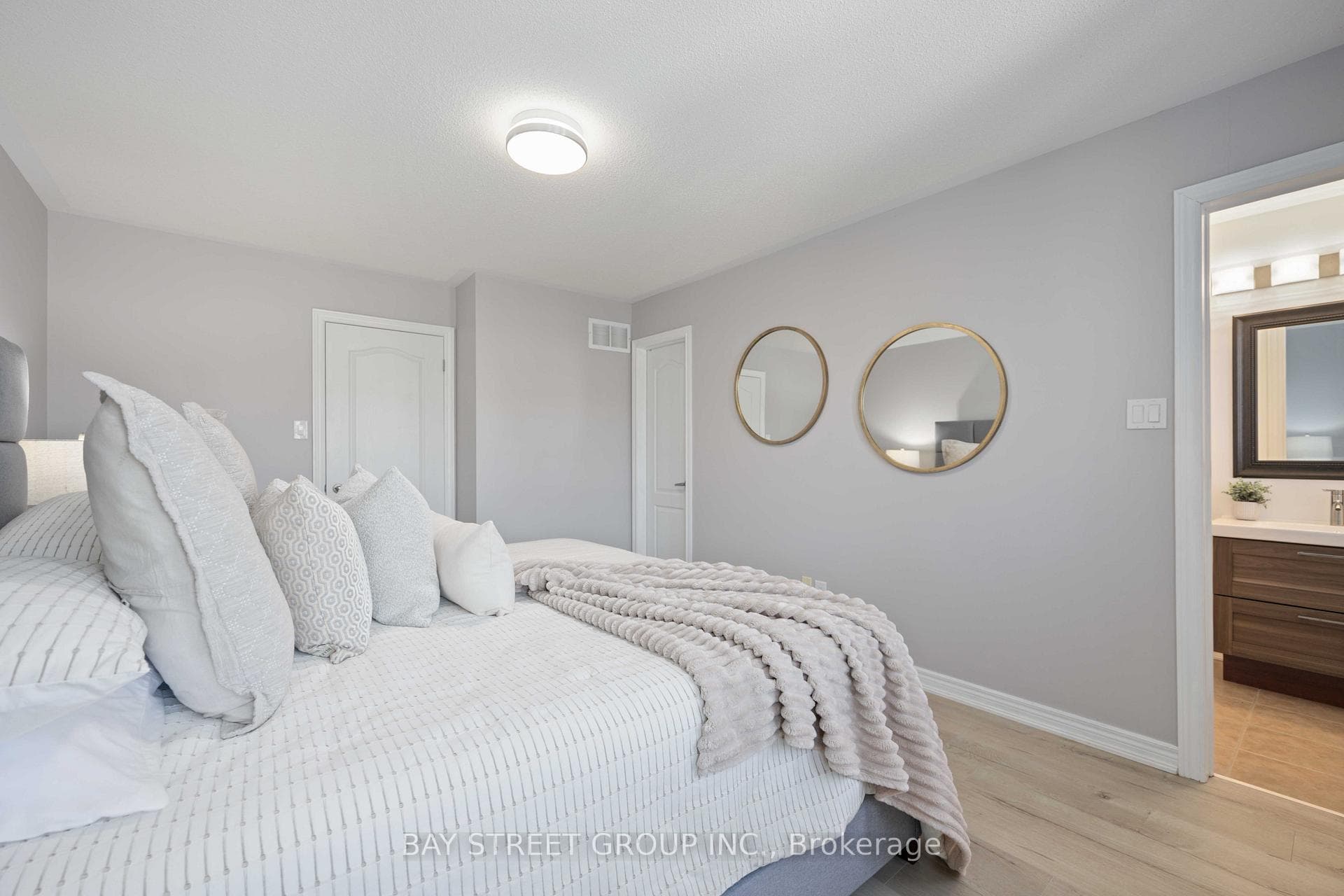 63 Zokol Drive photo 23