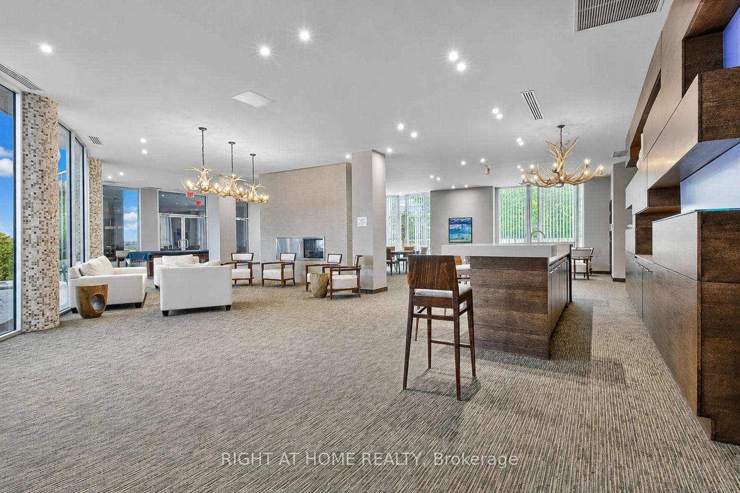 2240 Lake Shore Boulevard Unit 3104 photo 29