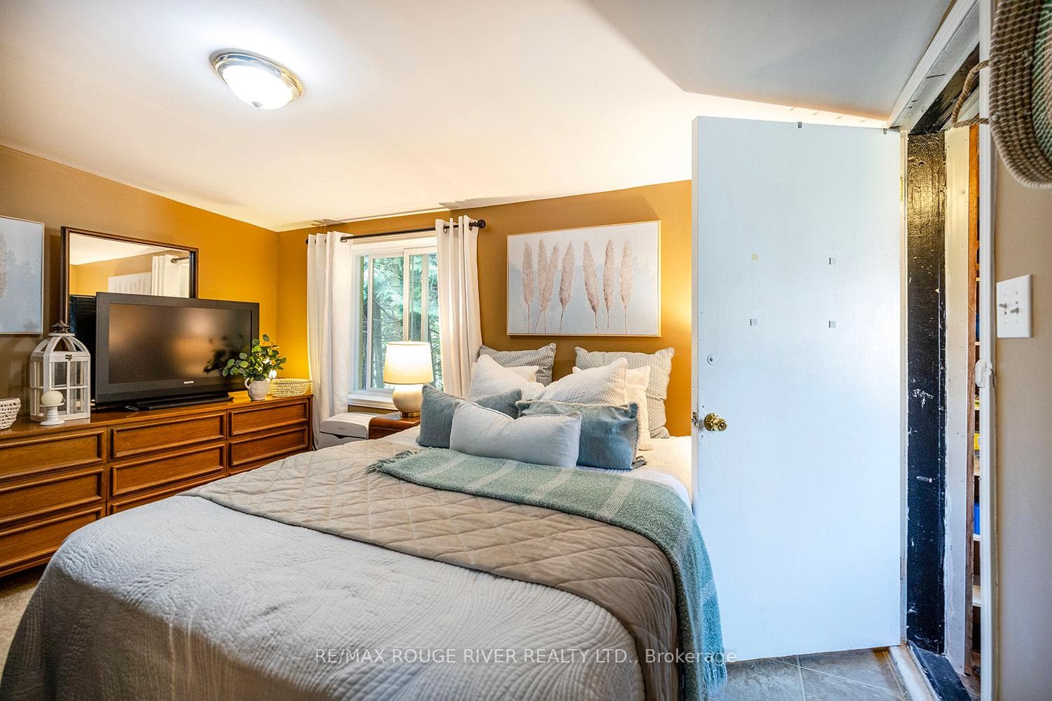 253 Margaret Street photo 15