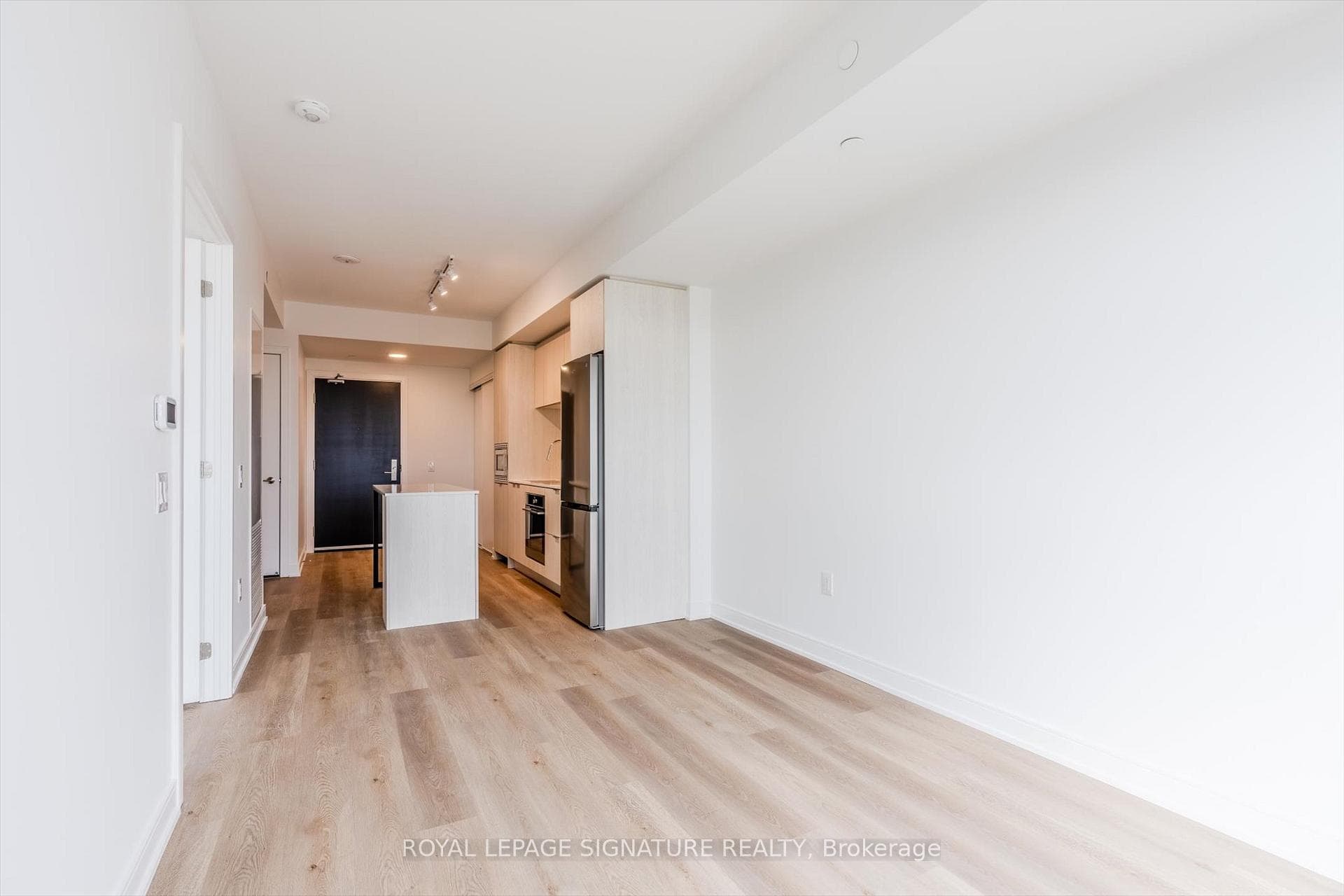 3009 Novar Road Unit 607 photo 12
