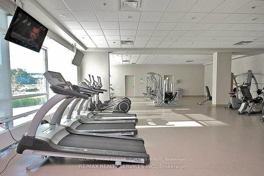 215 Queen Street Unit 1203 photo 4