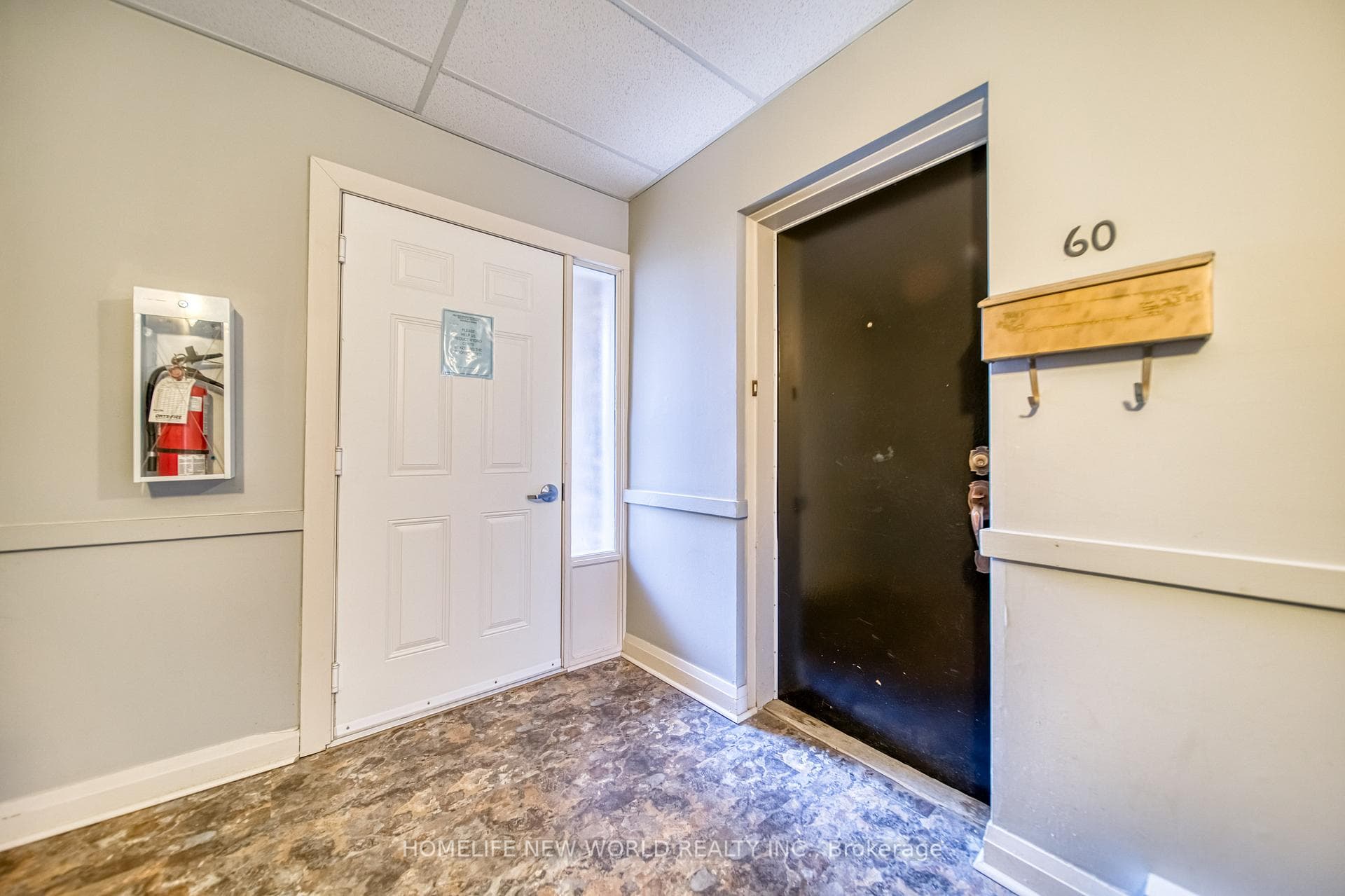 2605 Woodchester Drive Unit 60 photo 3