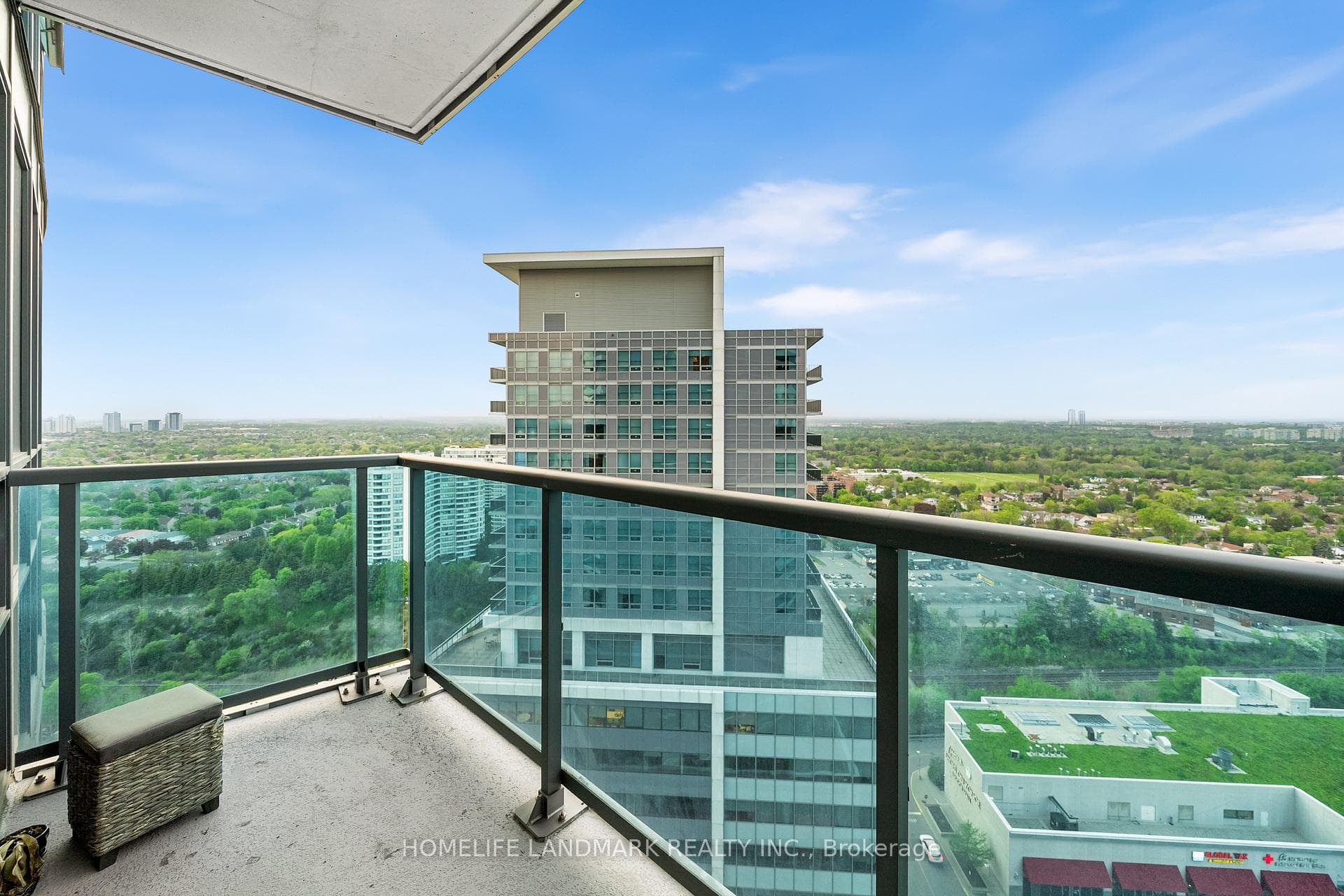 7171 Yonge Street Unit 2106 photo 20