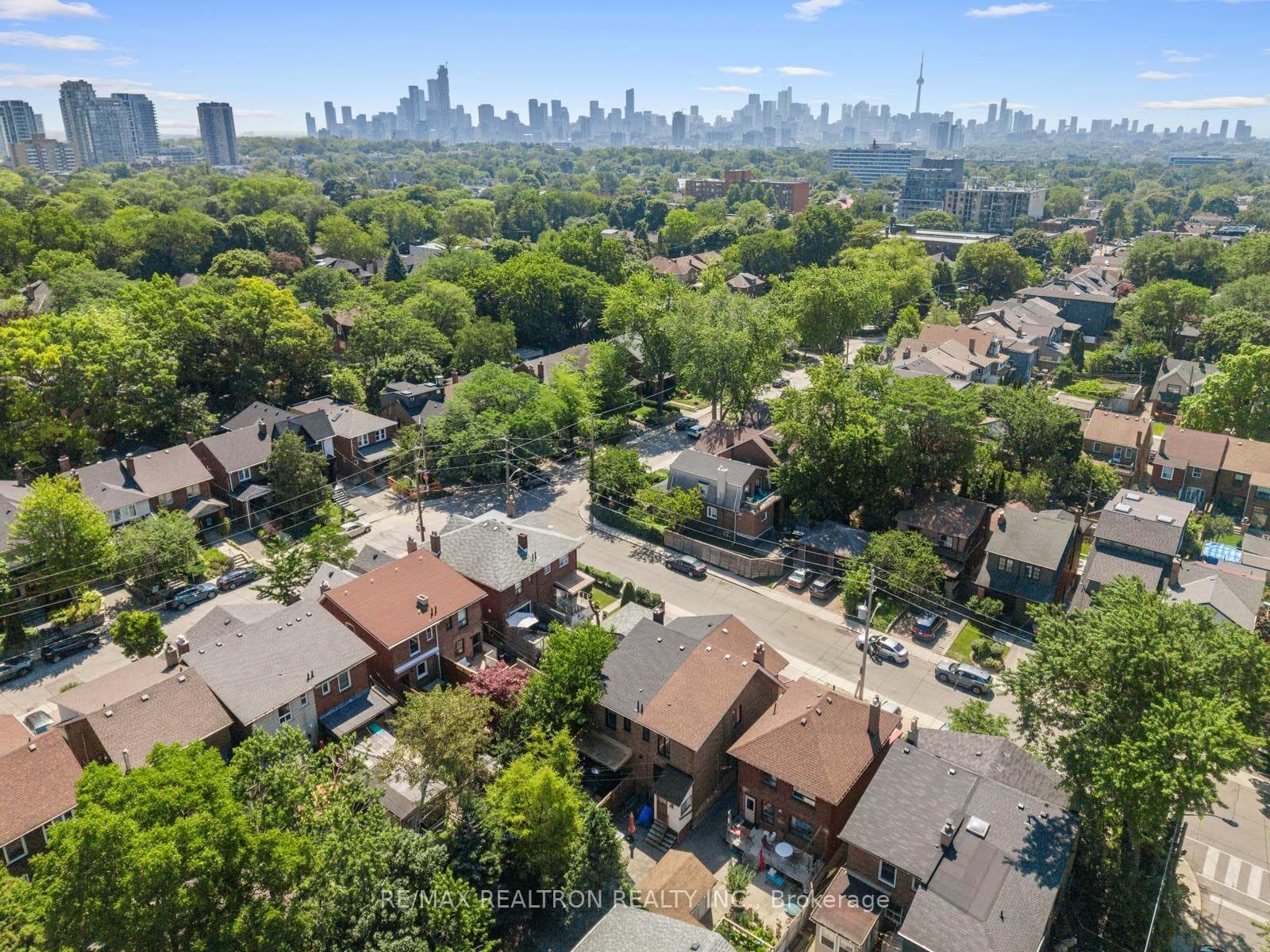 4 Normanna Avenue photo 35