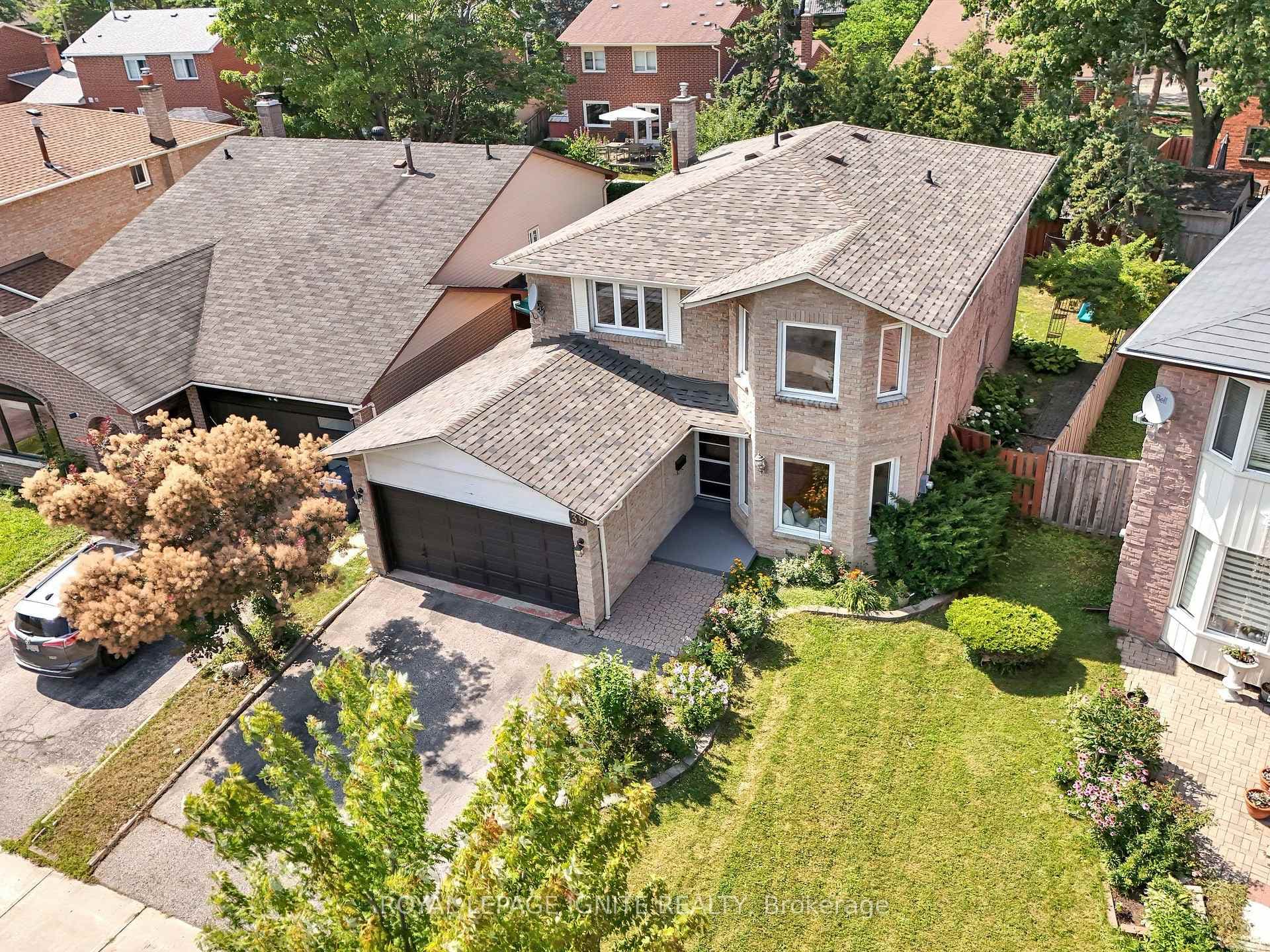 39 Saddleback Court photo 2