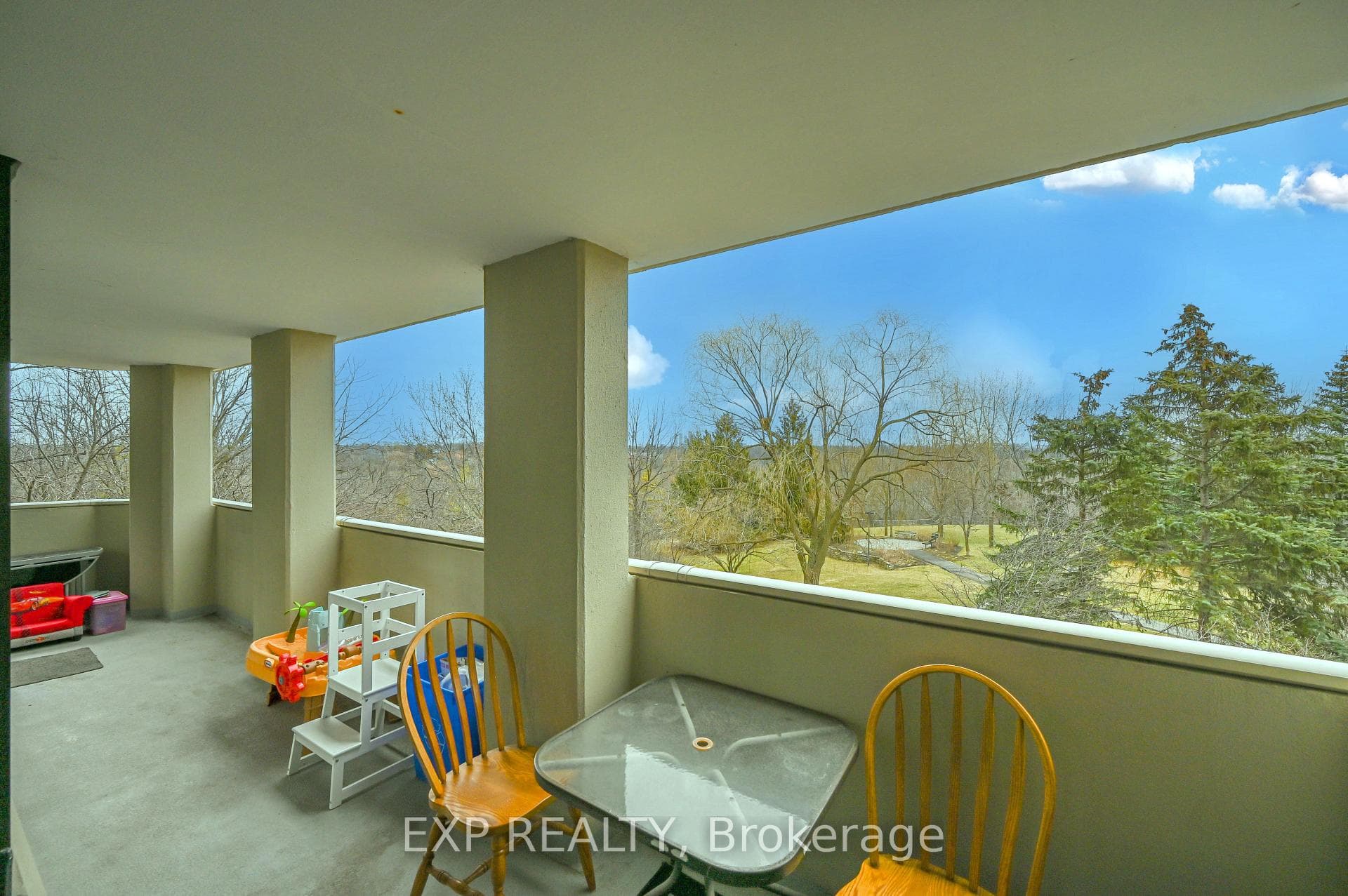 5 Rowntree Road Unit 201 photo 29