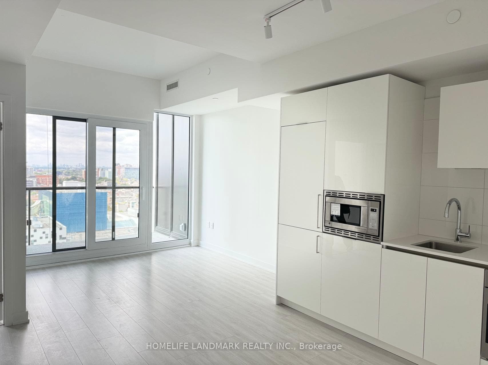 121 St Patrick Street Unit 1726 photo 1