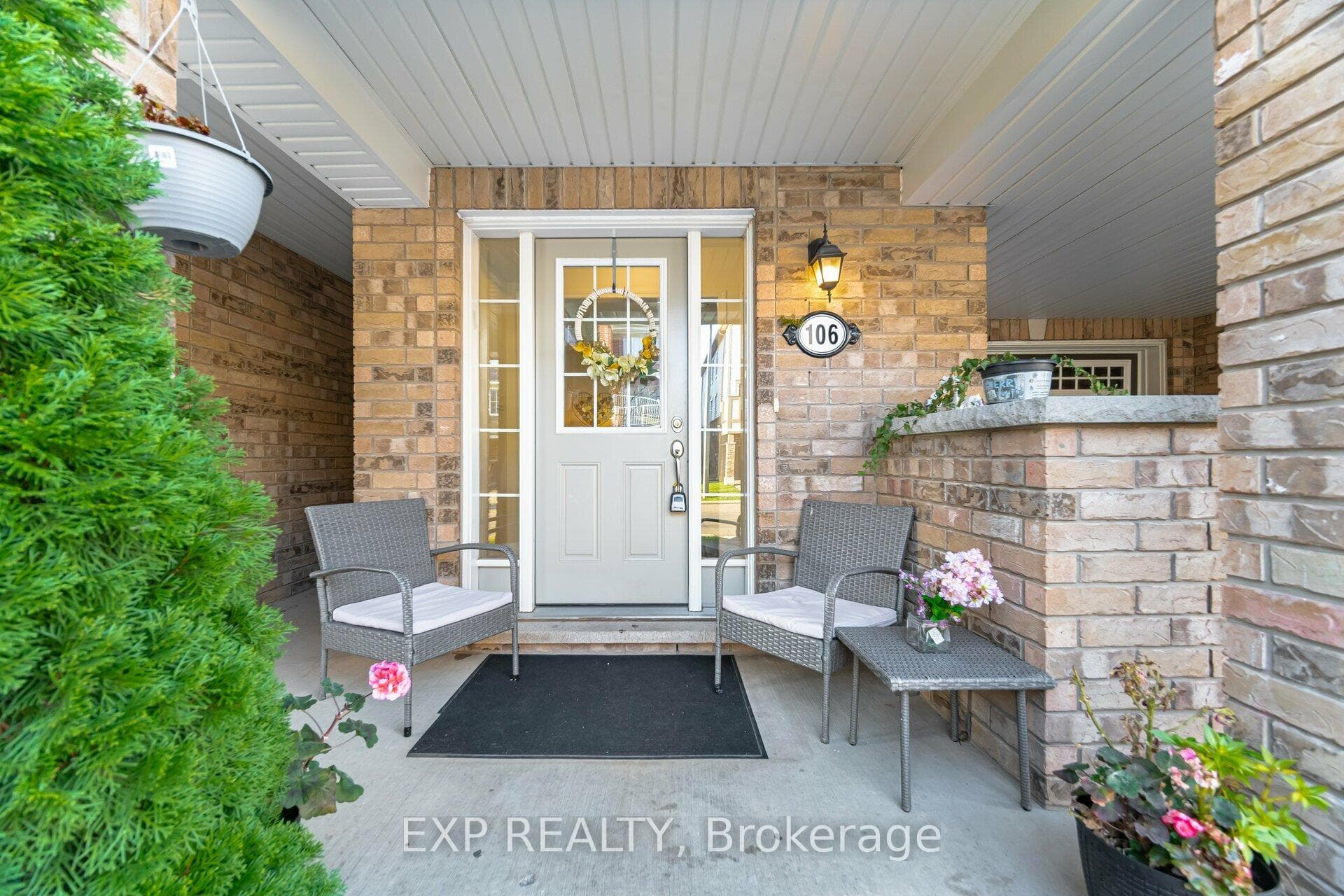 106 Lemieux Court photo 2