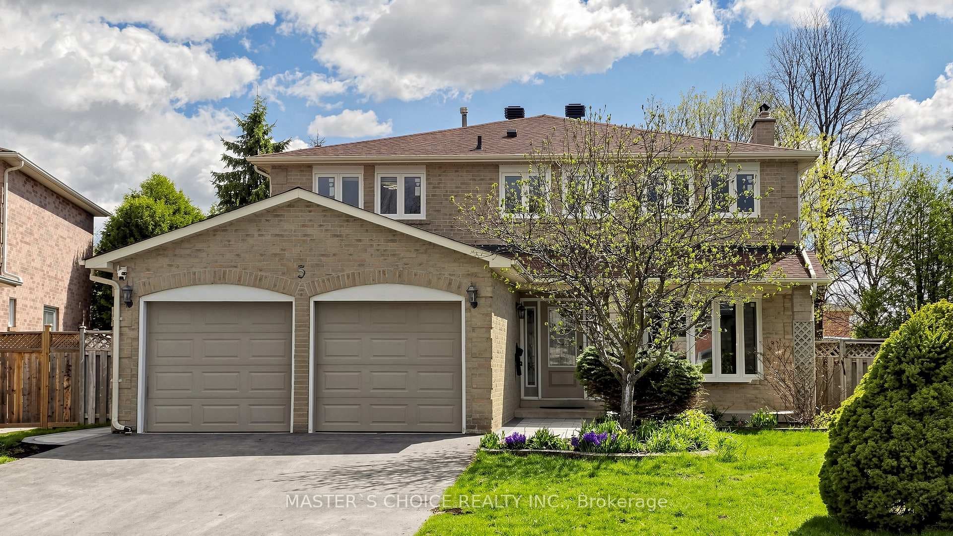 5 Espby Court photo 3