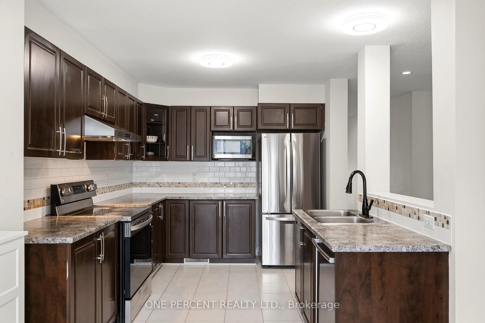 620 Clearbrook Drive photo 18