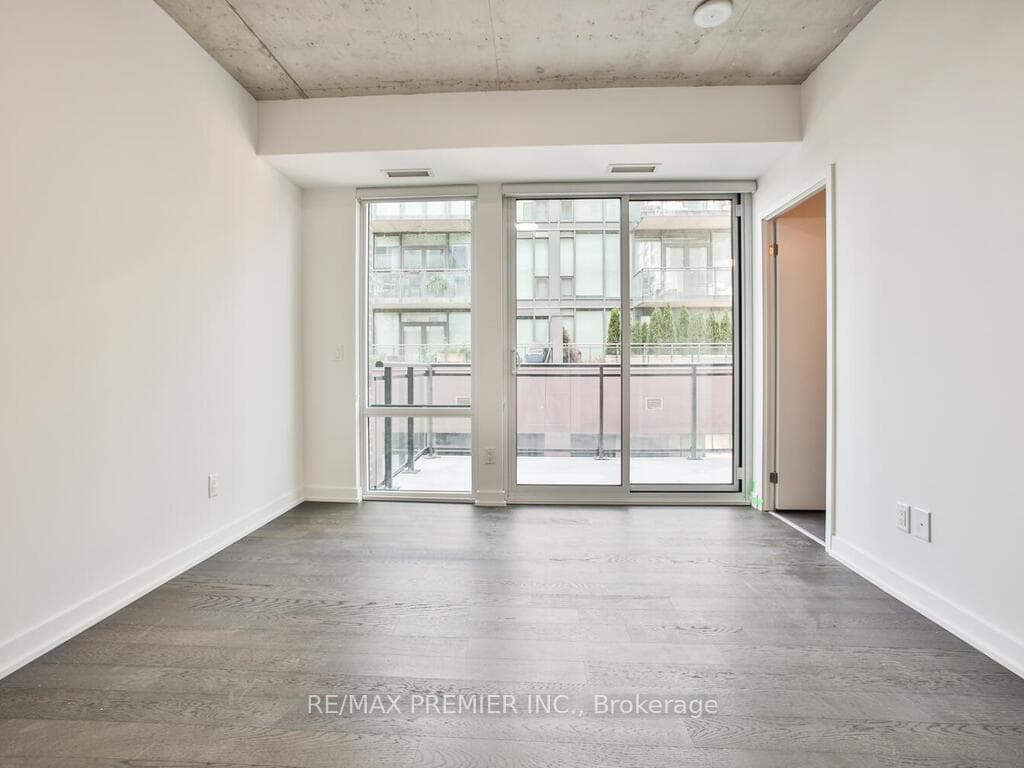 45 Baseball Place Unit 410 photo 19