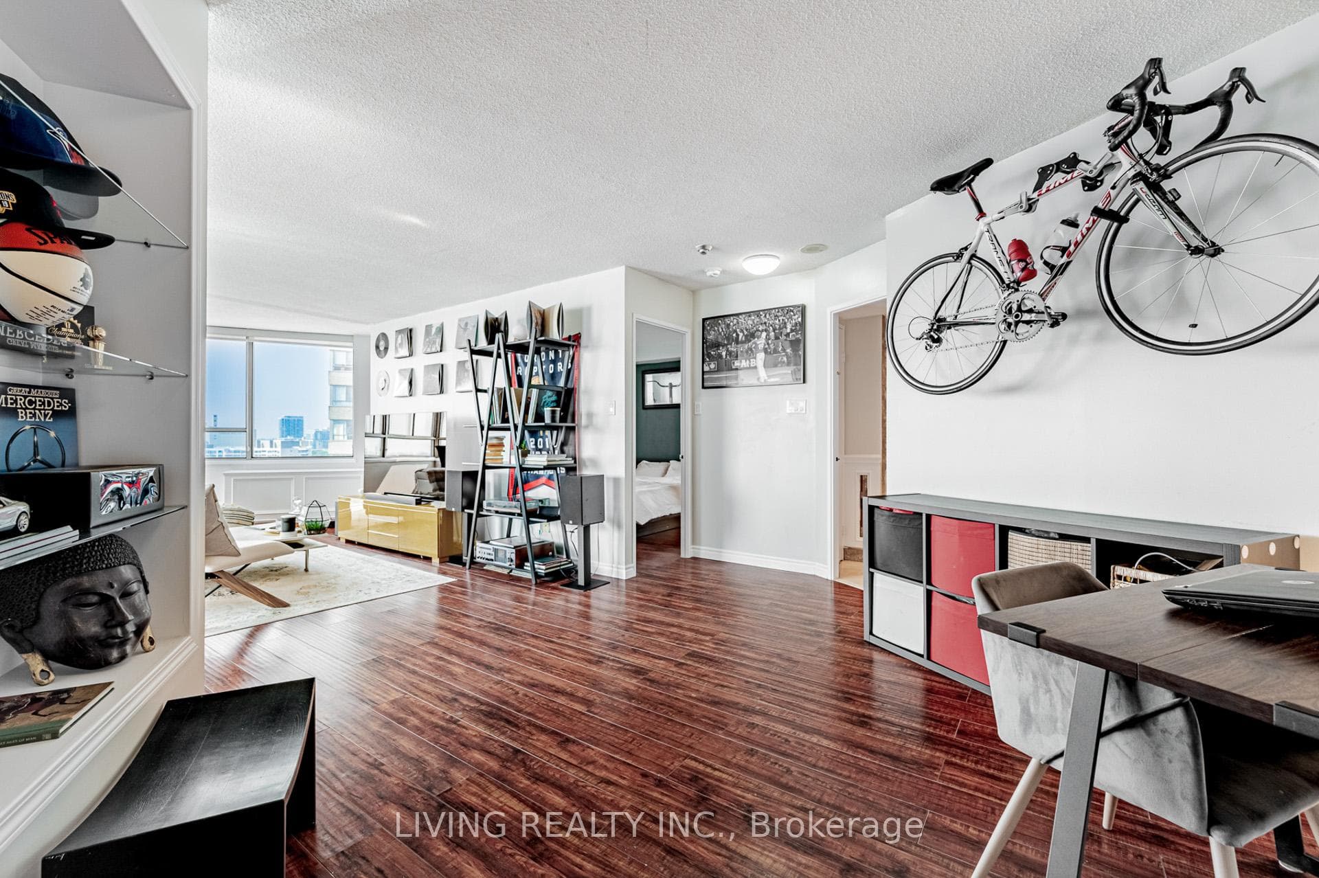 260 Queens Quay Unit 1202 photo 3