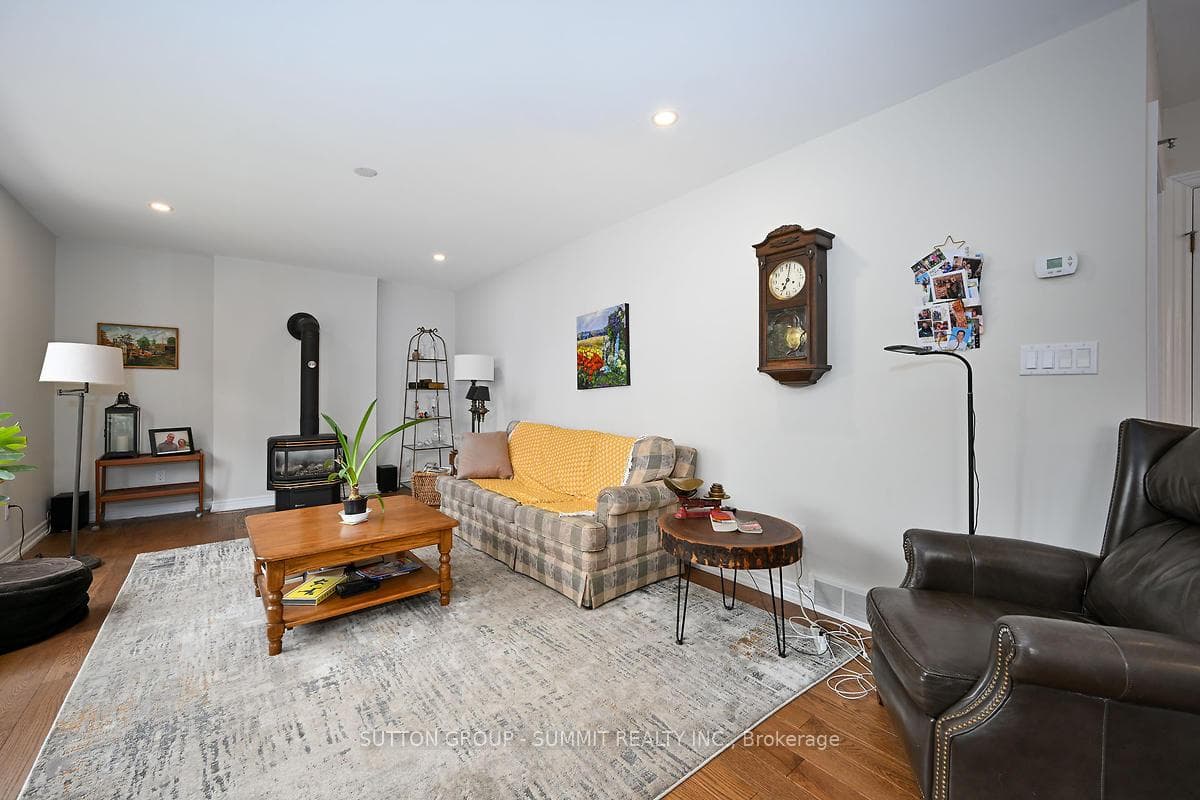 16 Cumminsville Drive photo 12