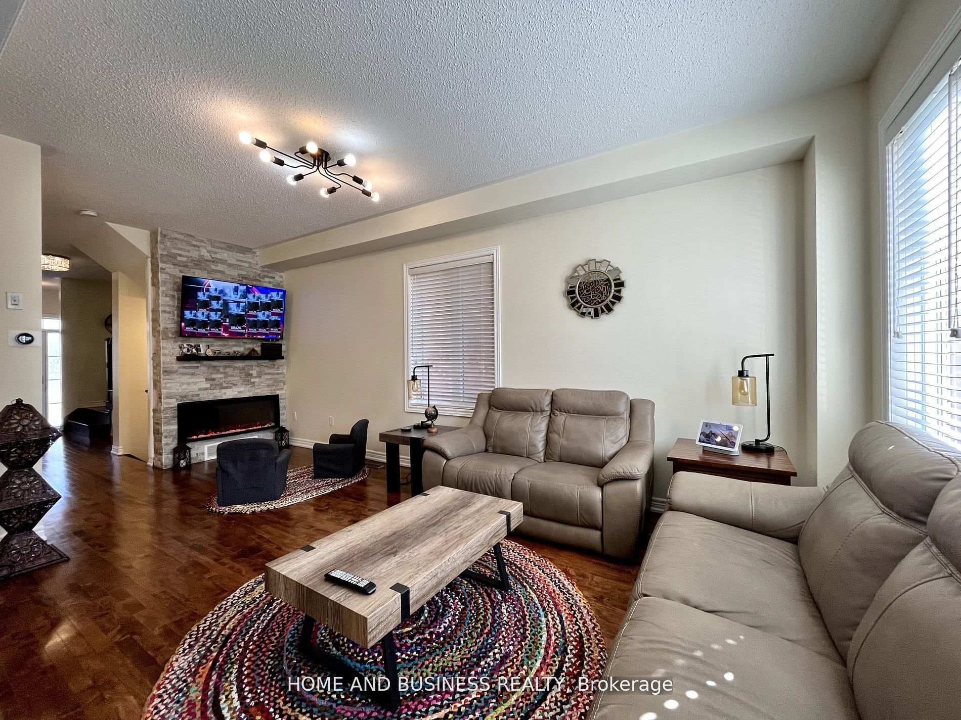 5532 Meadowcrest Avenue photo 7