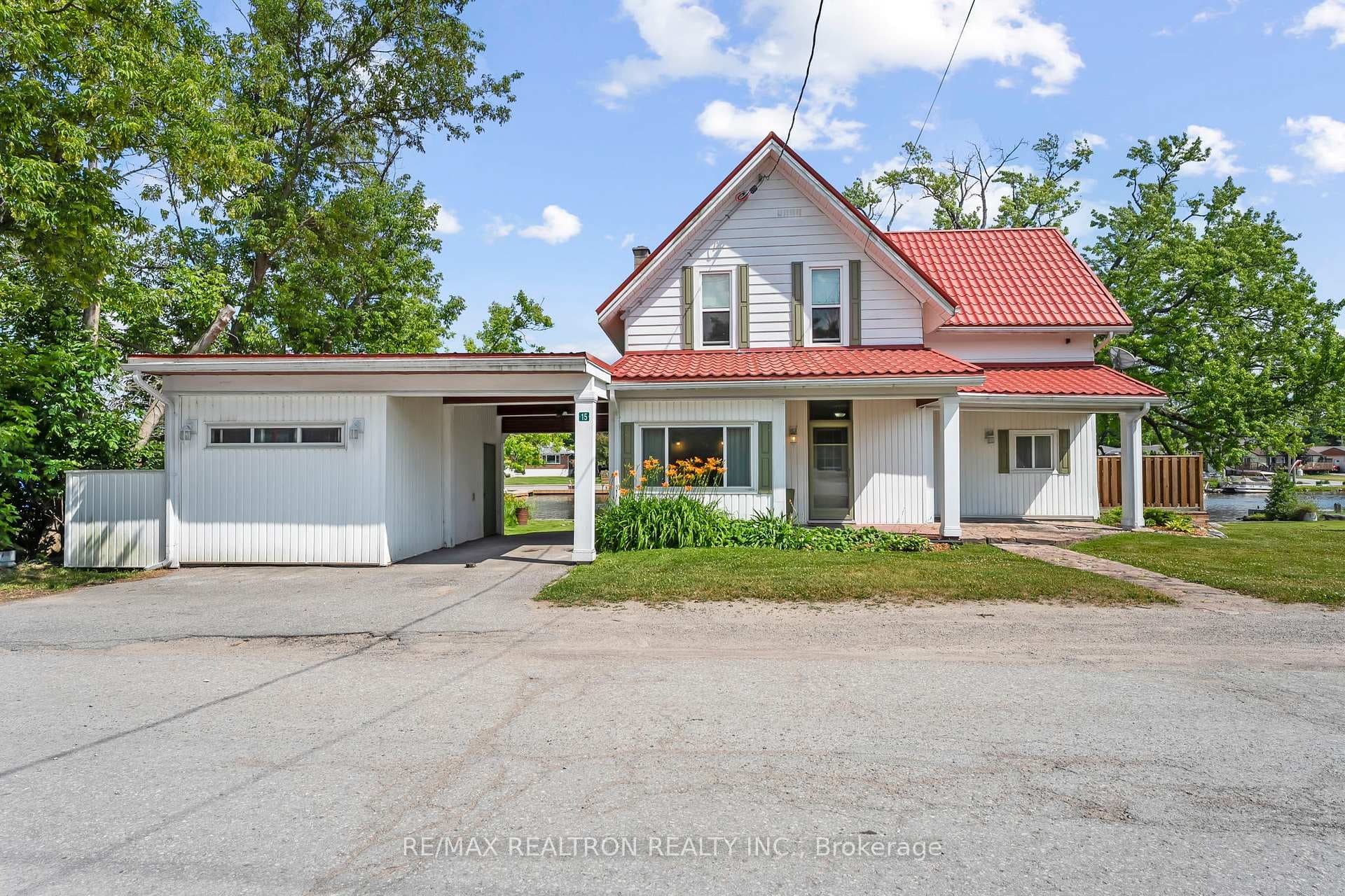 Offers a rare blend of convenience and tranquility