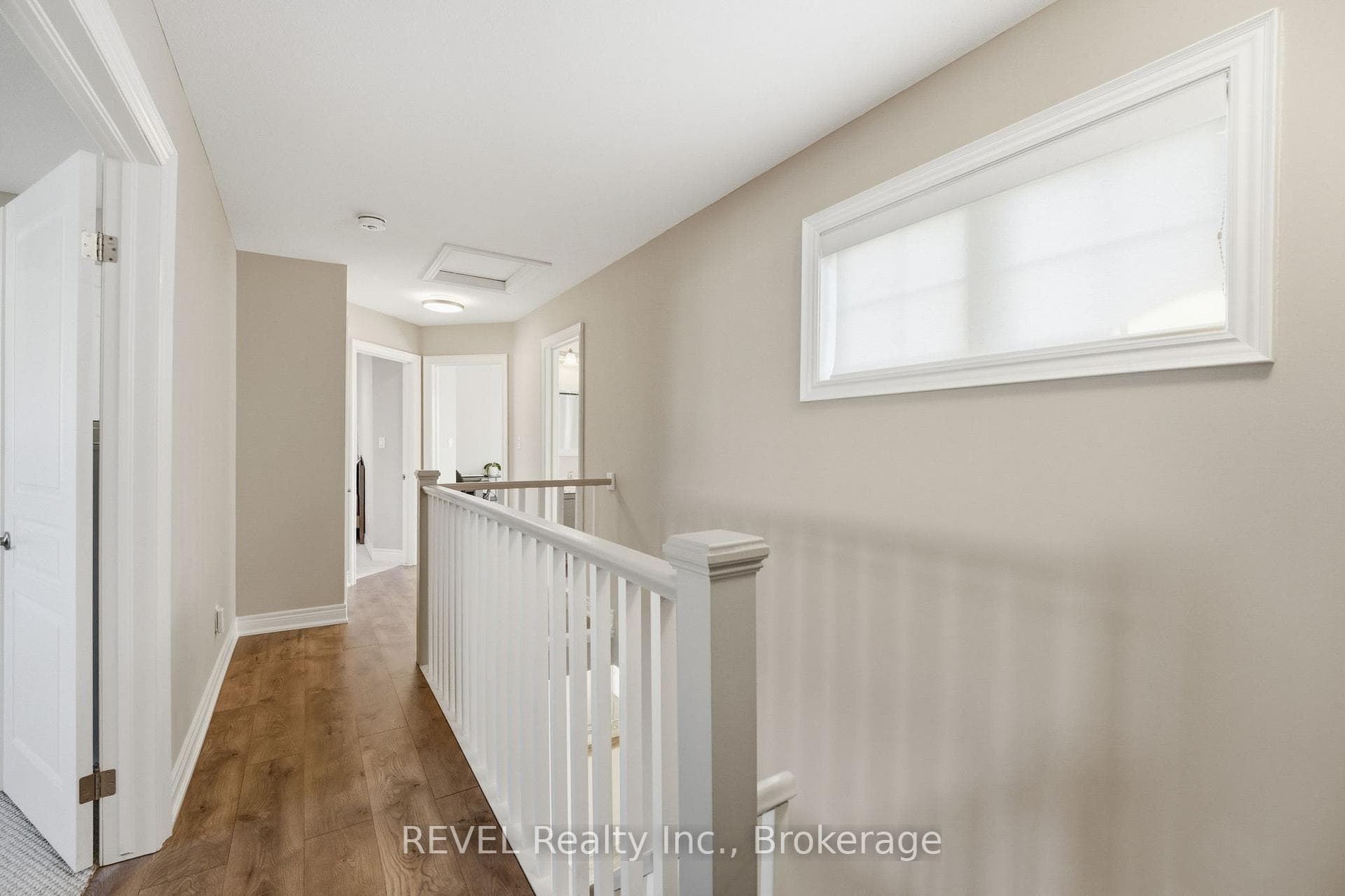 1058 Meadowood Street photo 31