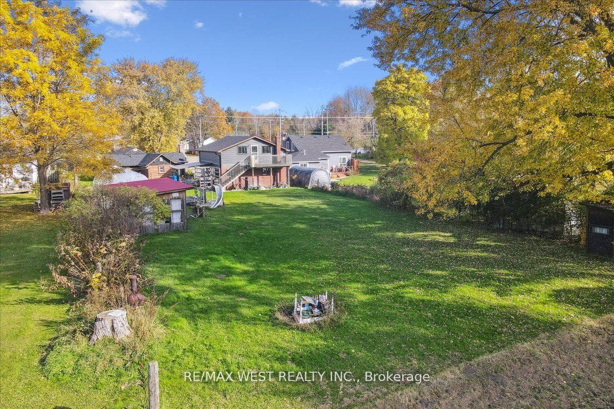 31474 Lakeridge Road photo 9