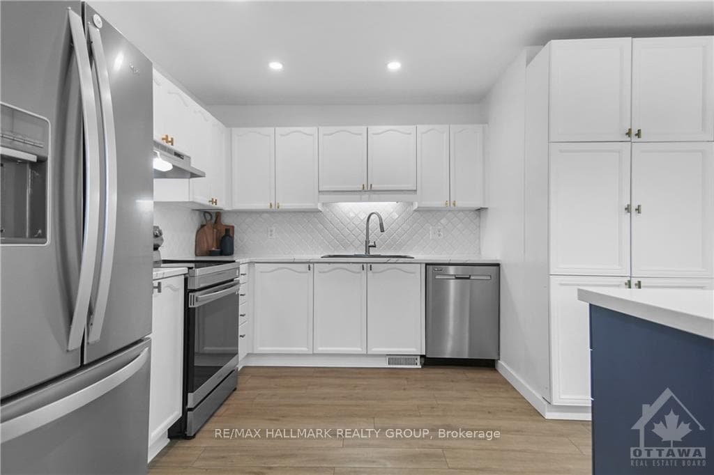 180 MORRIS Street photo 12