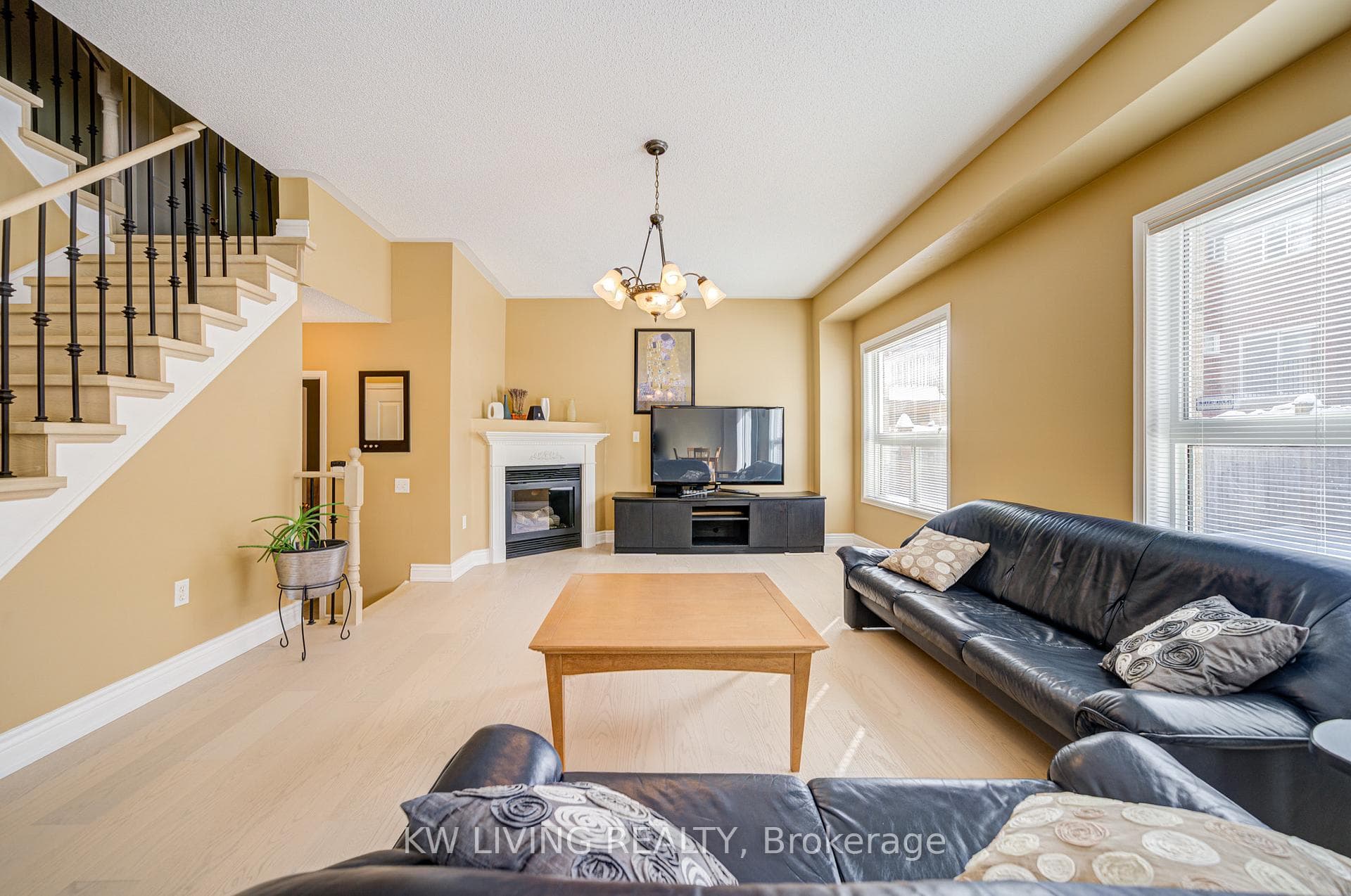 70 Russell Hill Road photo 11