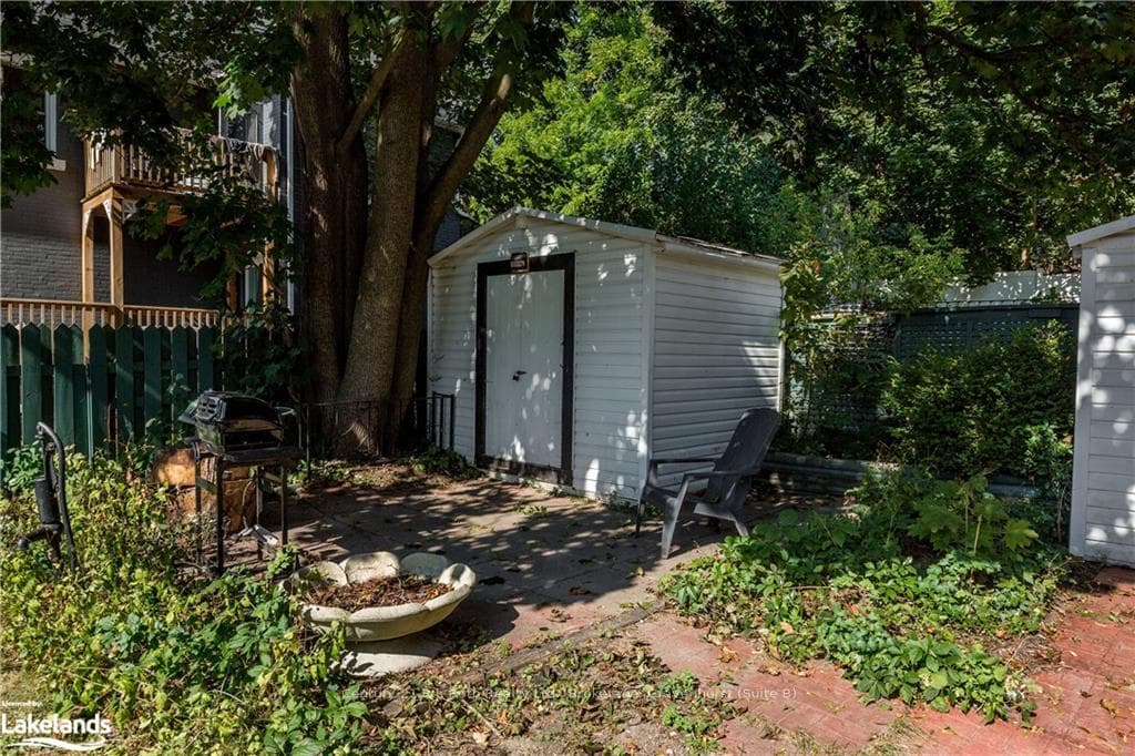 61 O'BRIEN Street photo 36