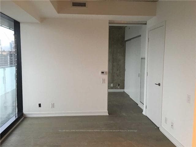11 Charlotte Street Unit 2005 photo 5