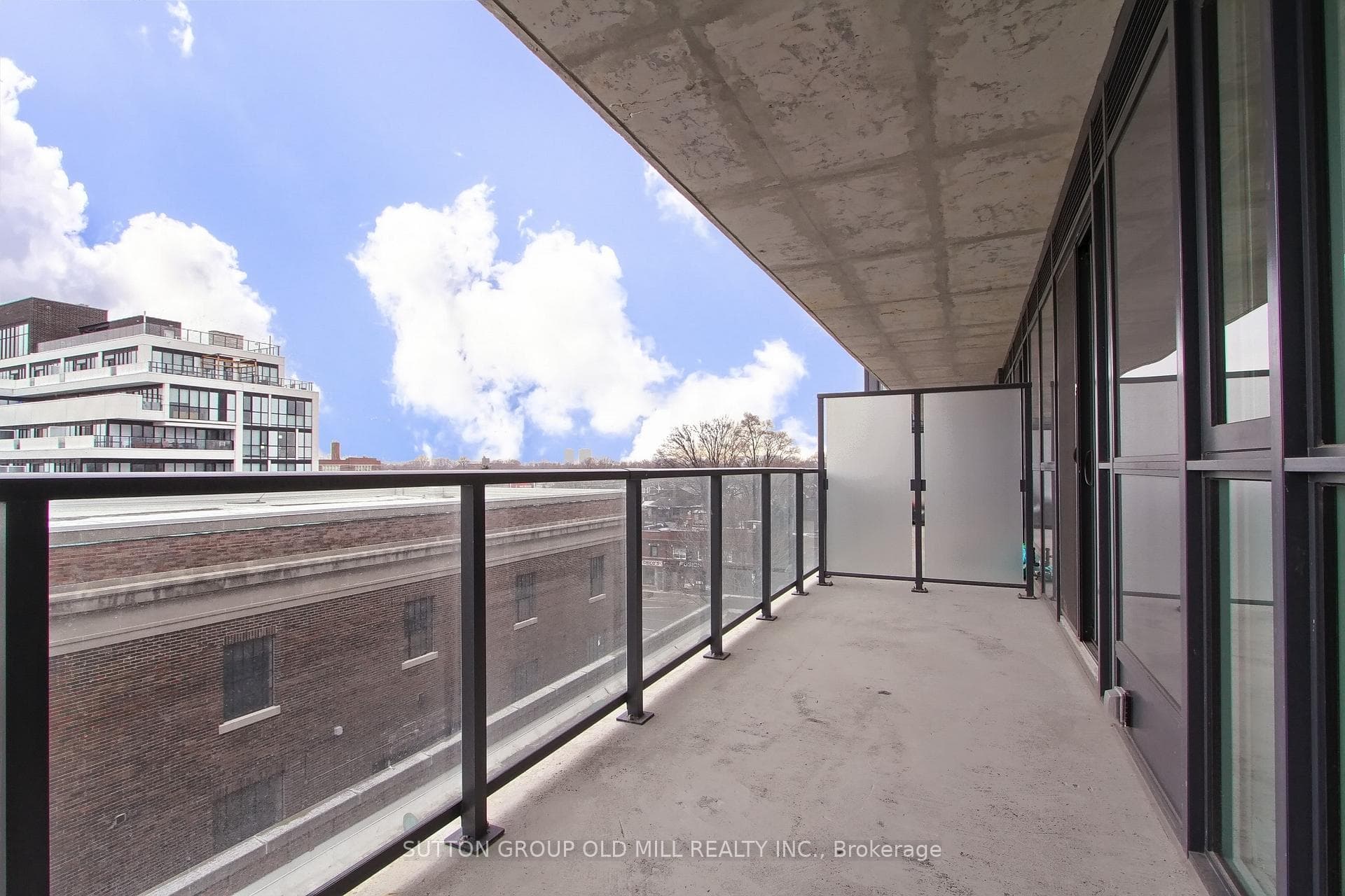 2369 Danforth Avenue Unit 516 photo 19