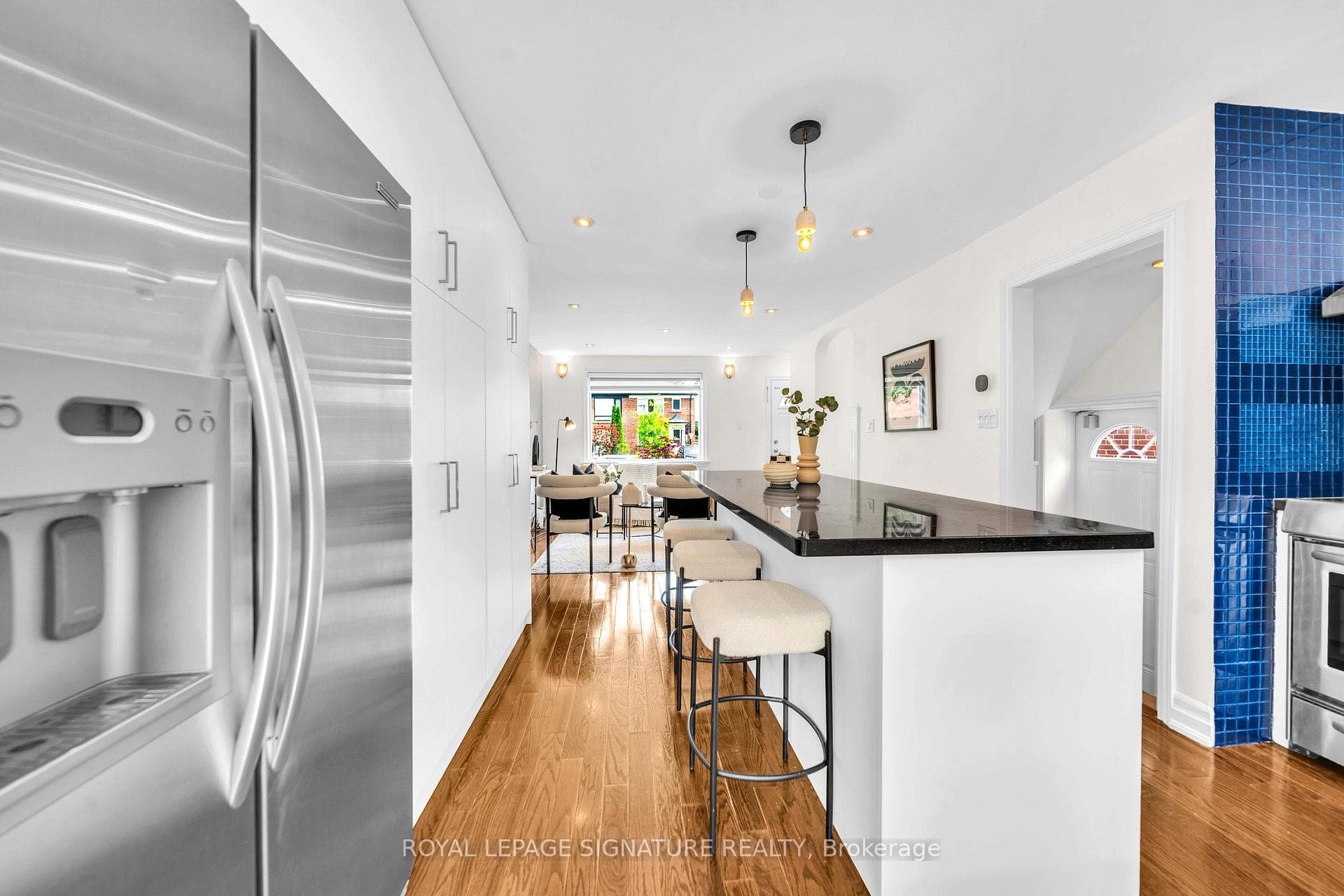 132 Glenvale Boulevard photo 9