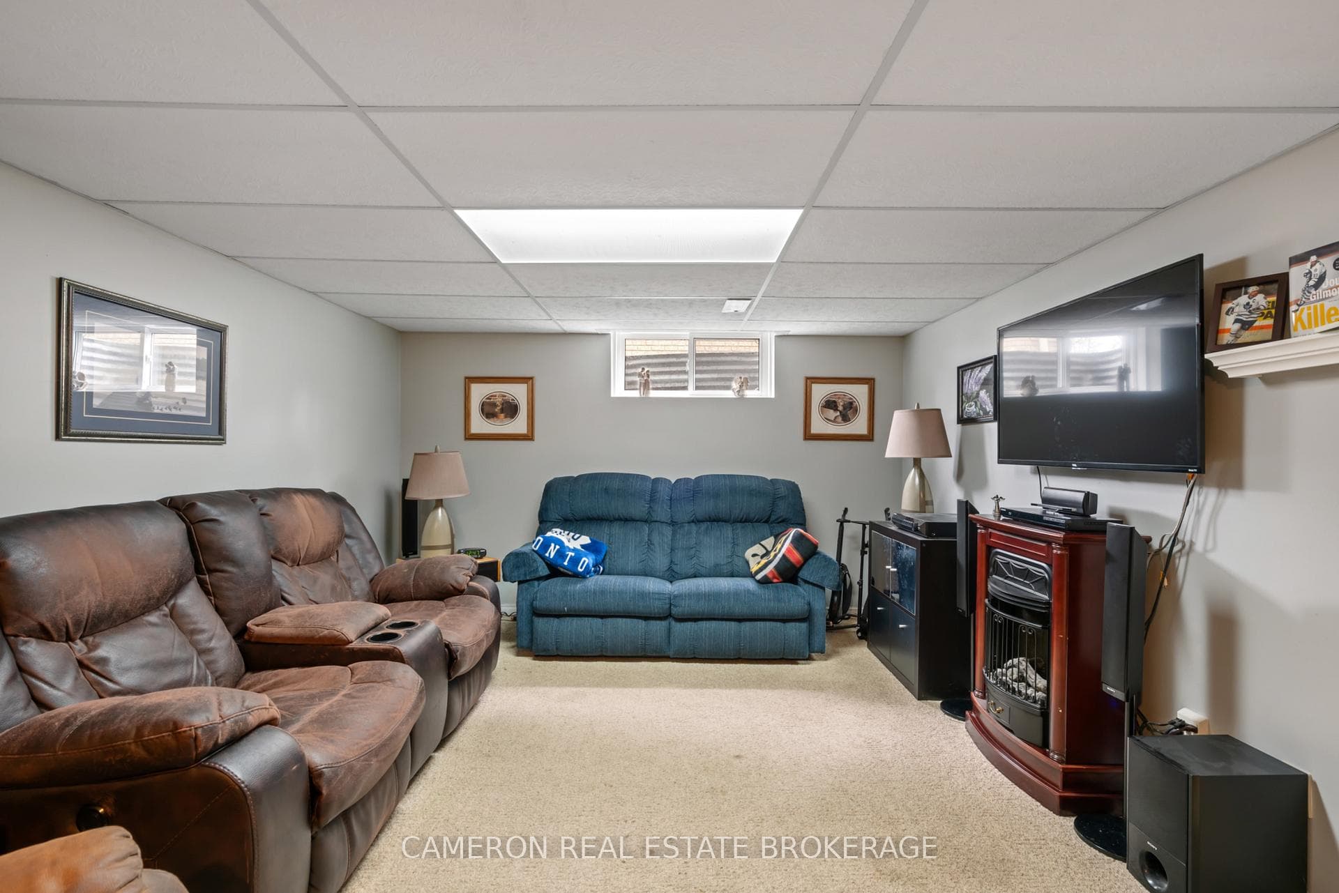 1428 Holy Cross Boulevard photo 24