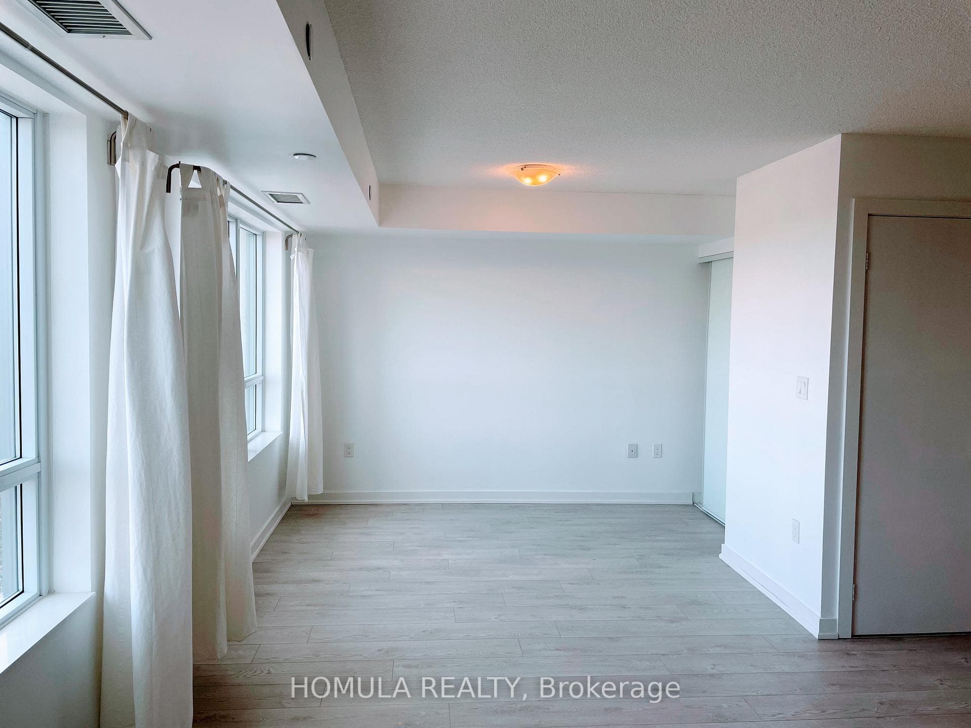 1346 Danforth Road Unit 1113 photo 2