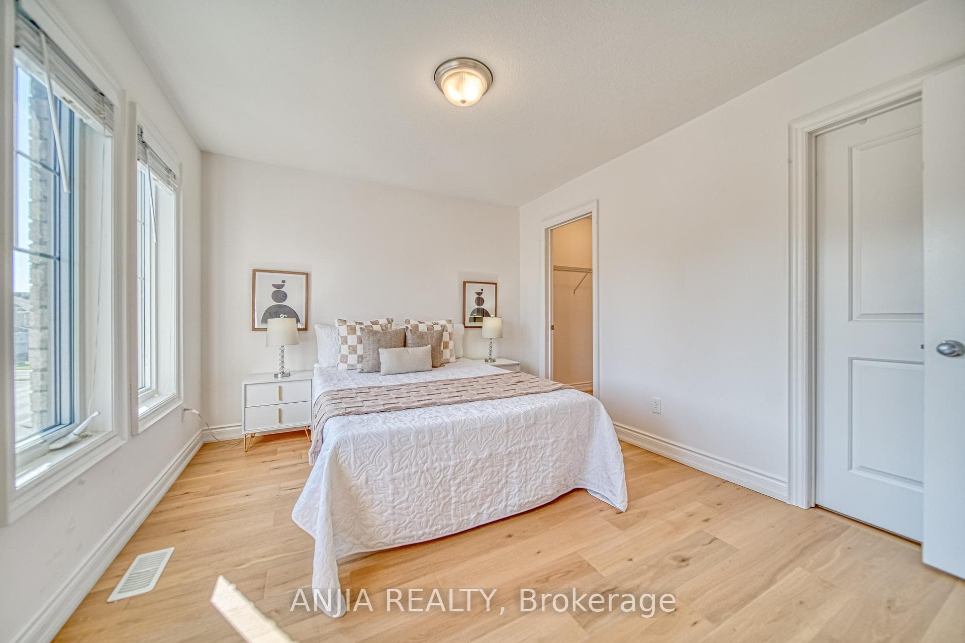 160 William Fair Drive photo 33