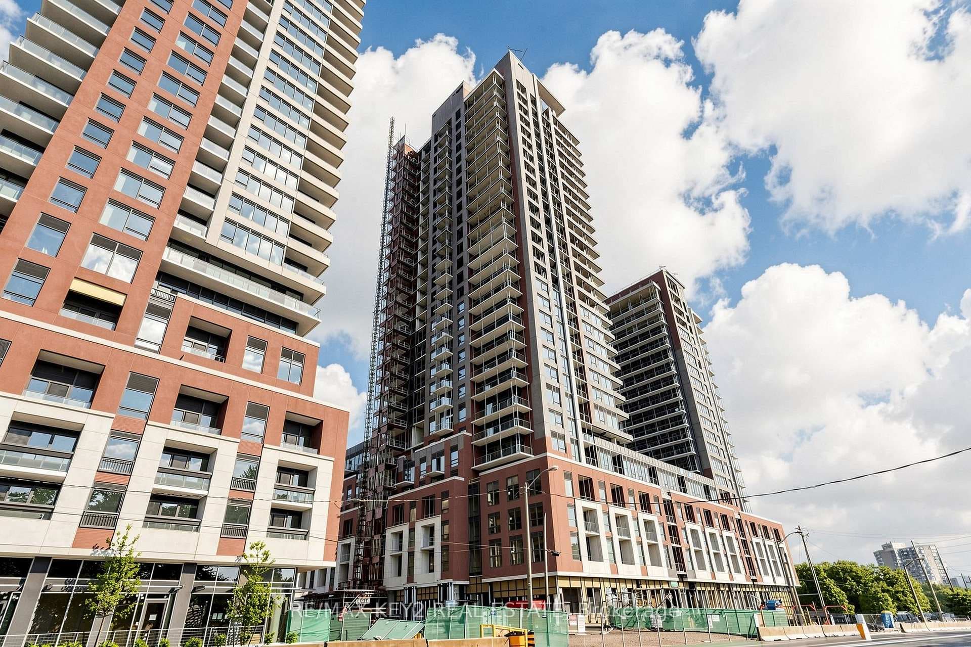 4010 Eglinton Avenue Unit 706 photo 1