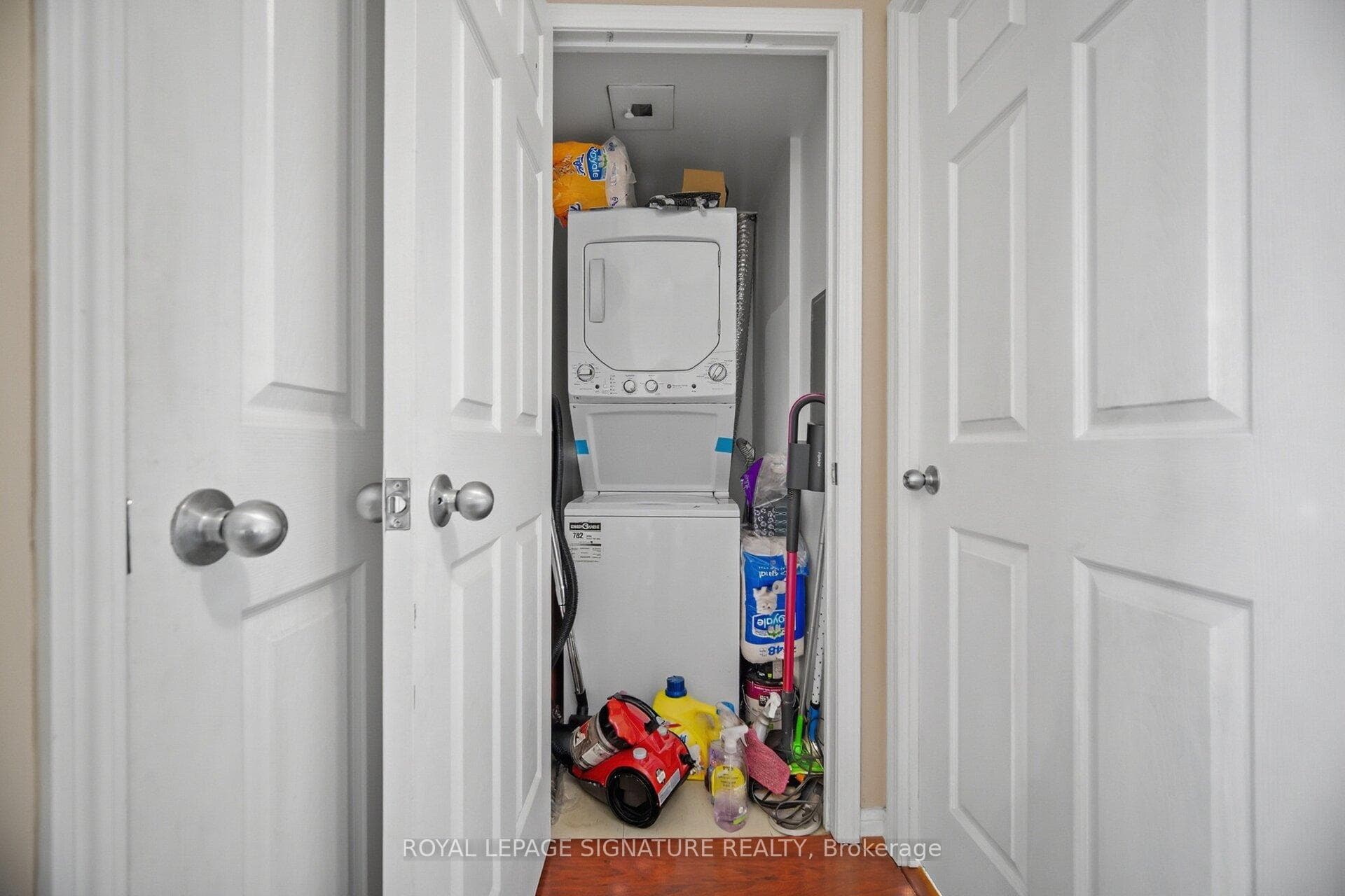 153 Beecroft Road Unit PH109 photo 18