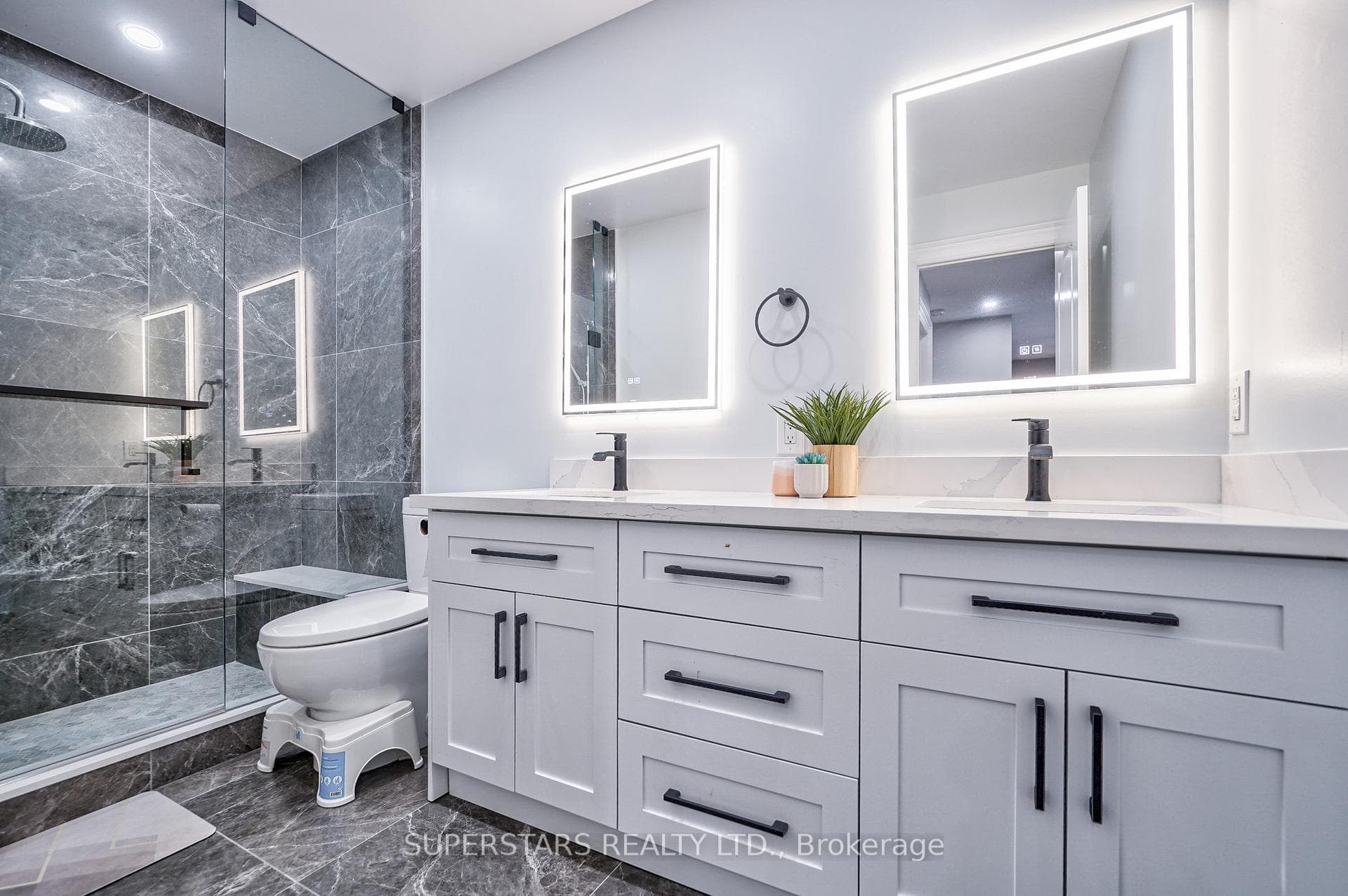 10 Clifford Dalton Drive photo 24