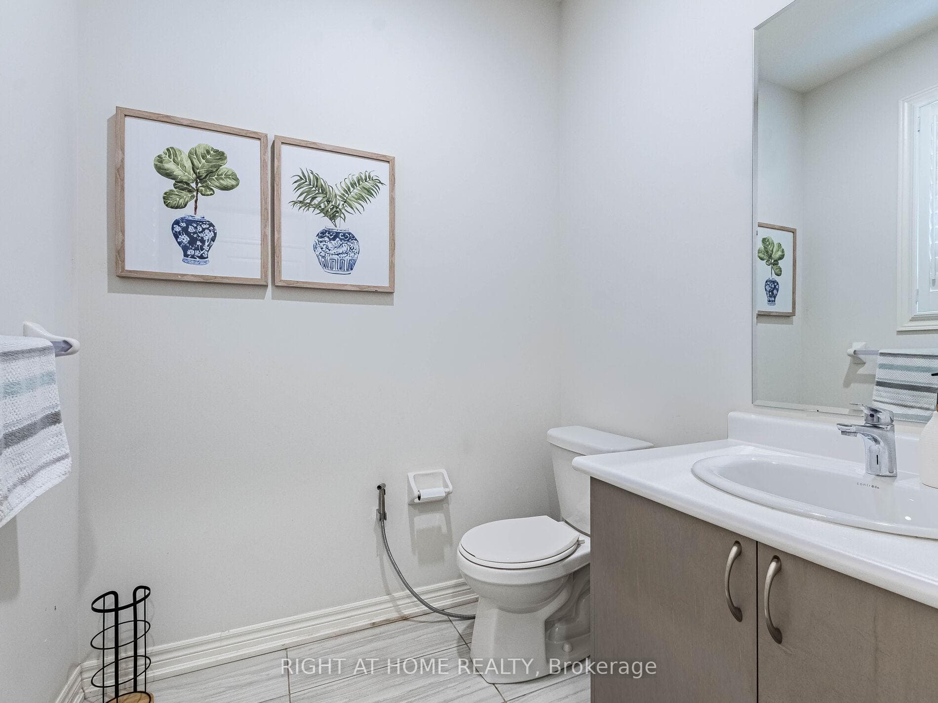 115 Holbrook Court photo 33