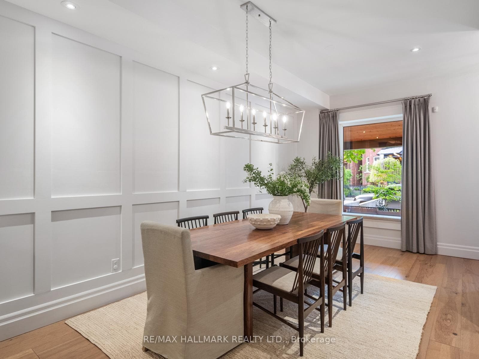 47 Langley Avenue photo 4