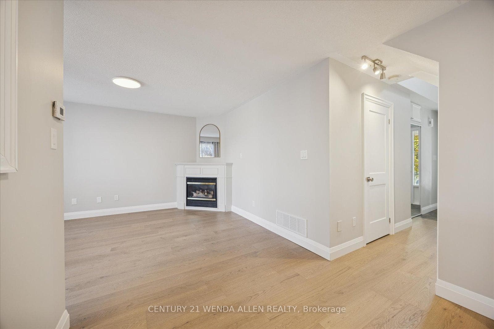 1781 Woodgate Trail photo 35