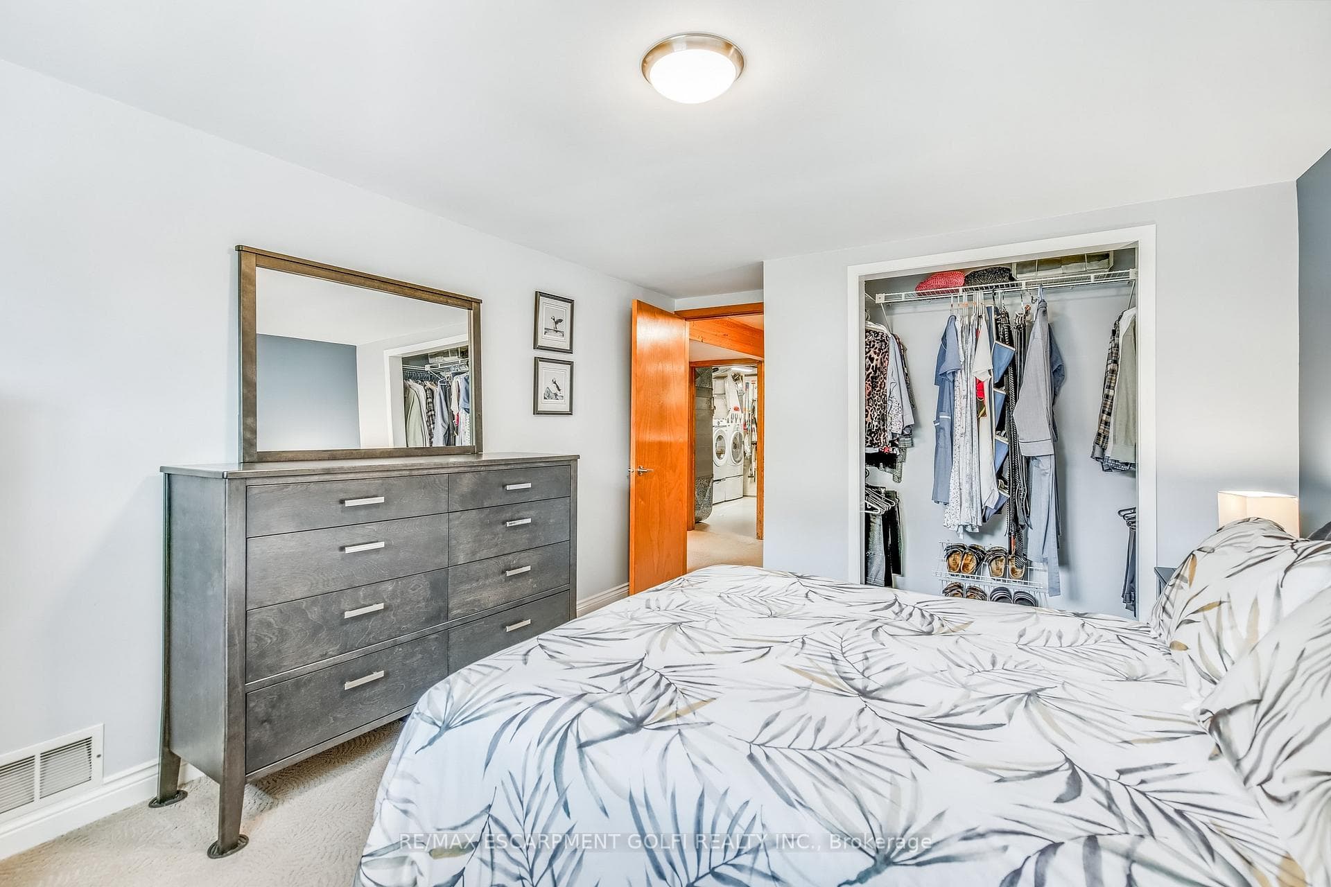 146 CLIFTON DOWNS Road photo 21