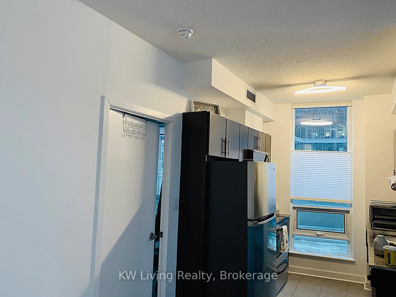 18 Harbour Street Unit 505 photo 9