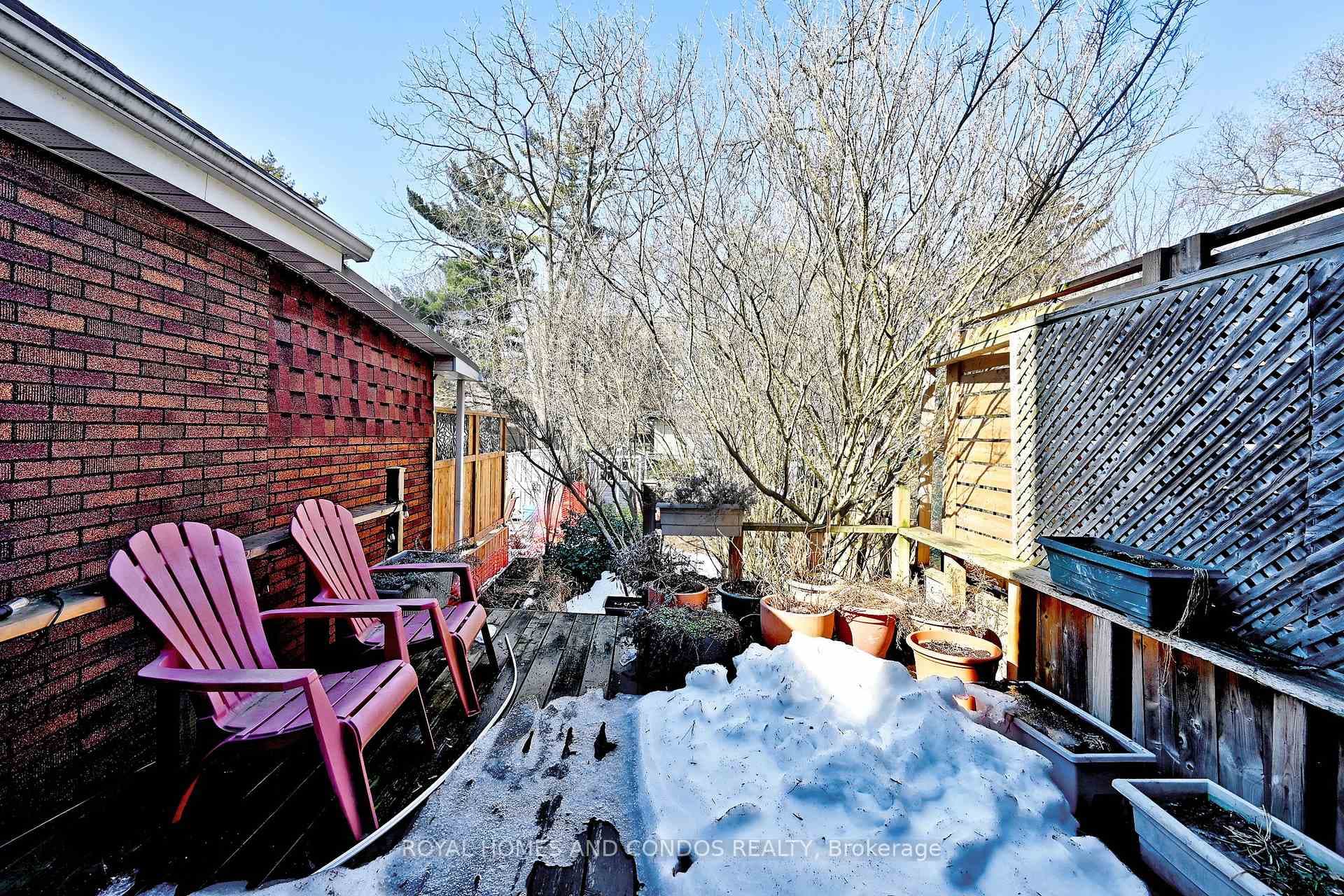 14 Balfour Avenue photo 44