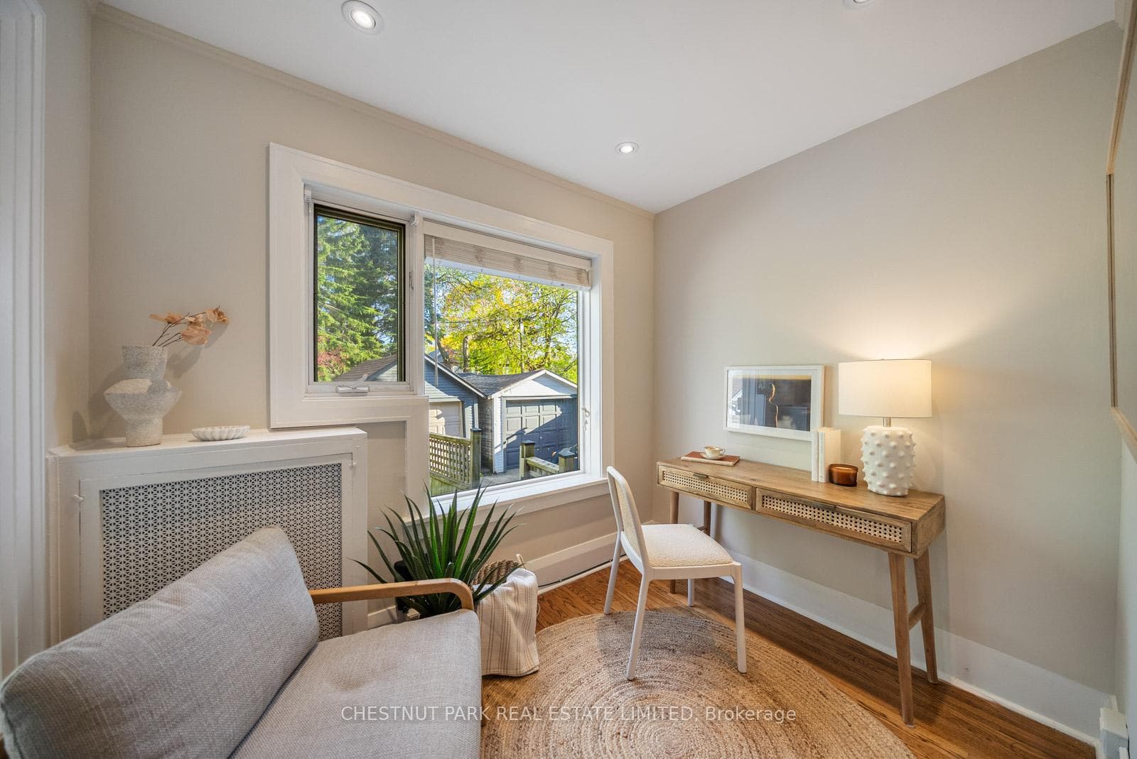 17 Glen Stewart Avenue photo 17