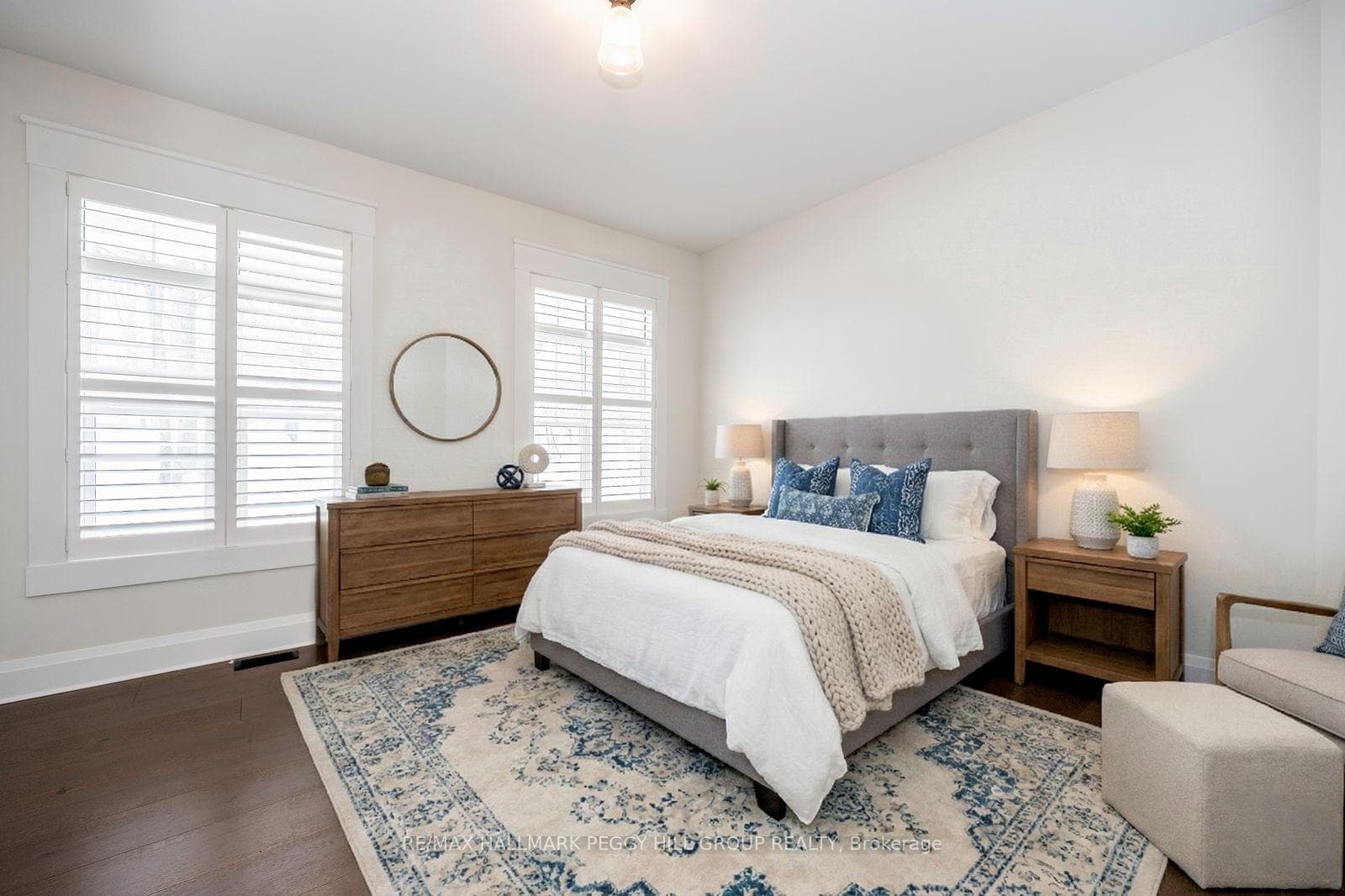 16 Heron Boulevard photo 11